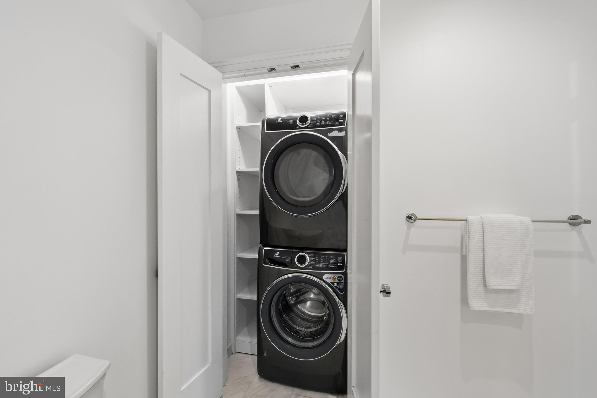 CLEVELAND PARK - Residential