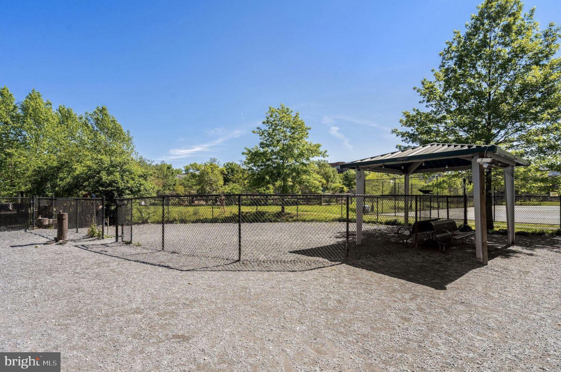 CLEVELAND PARK - Residential