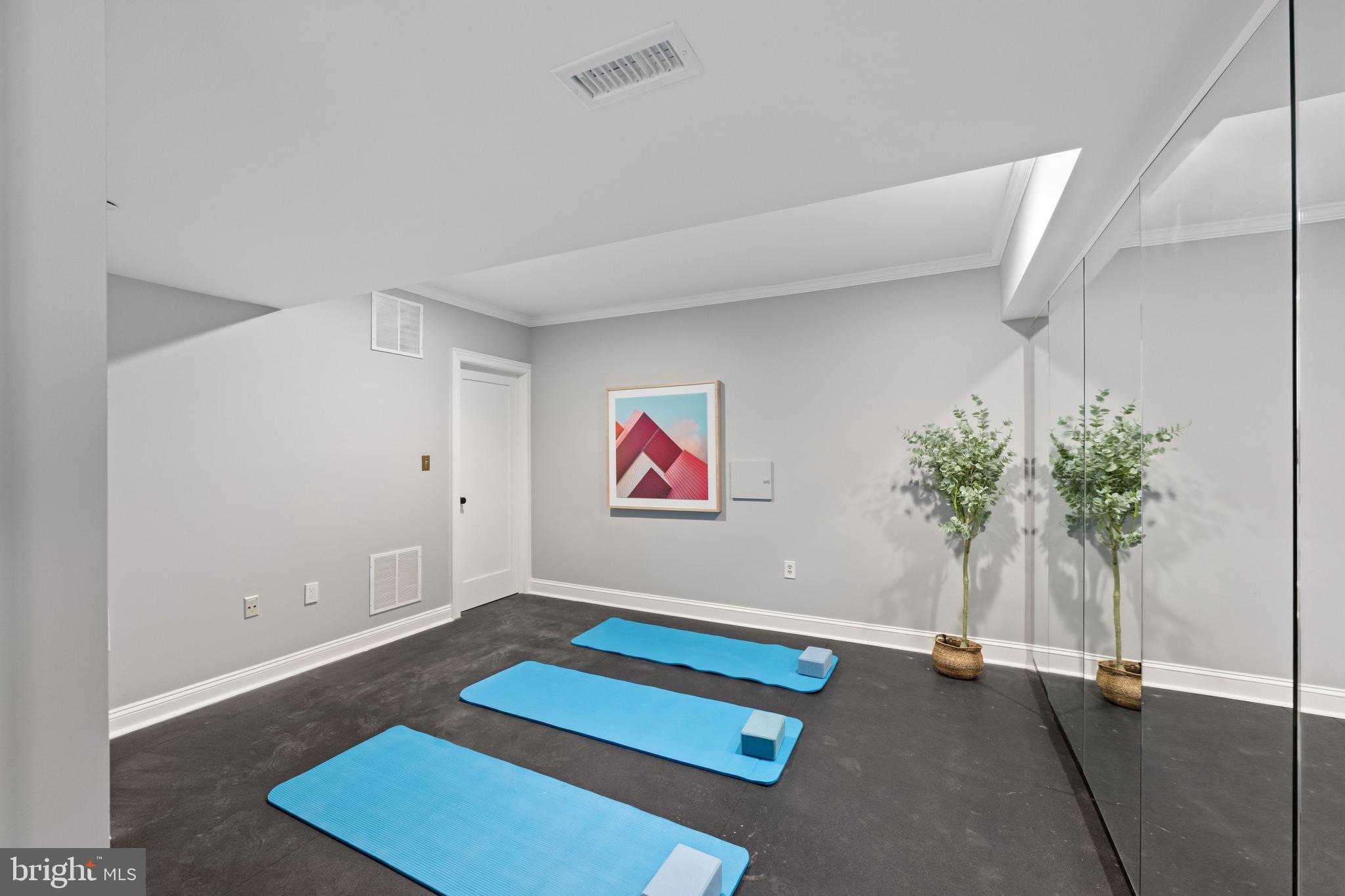 CLEVELAND PARK - Residential