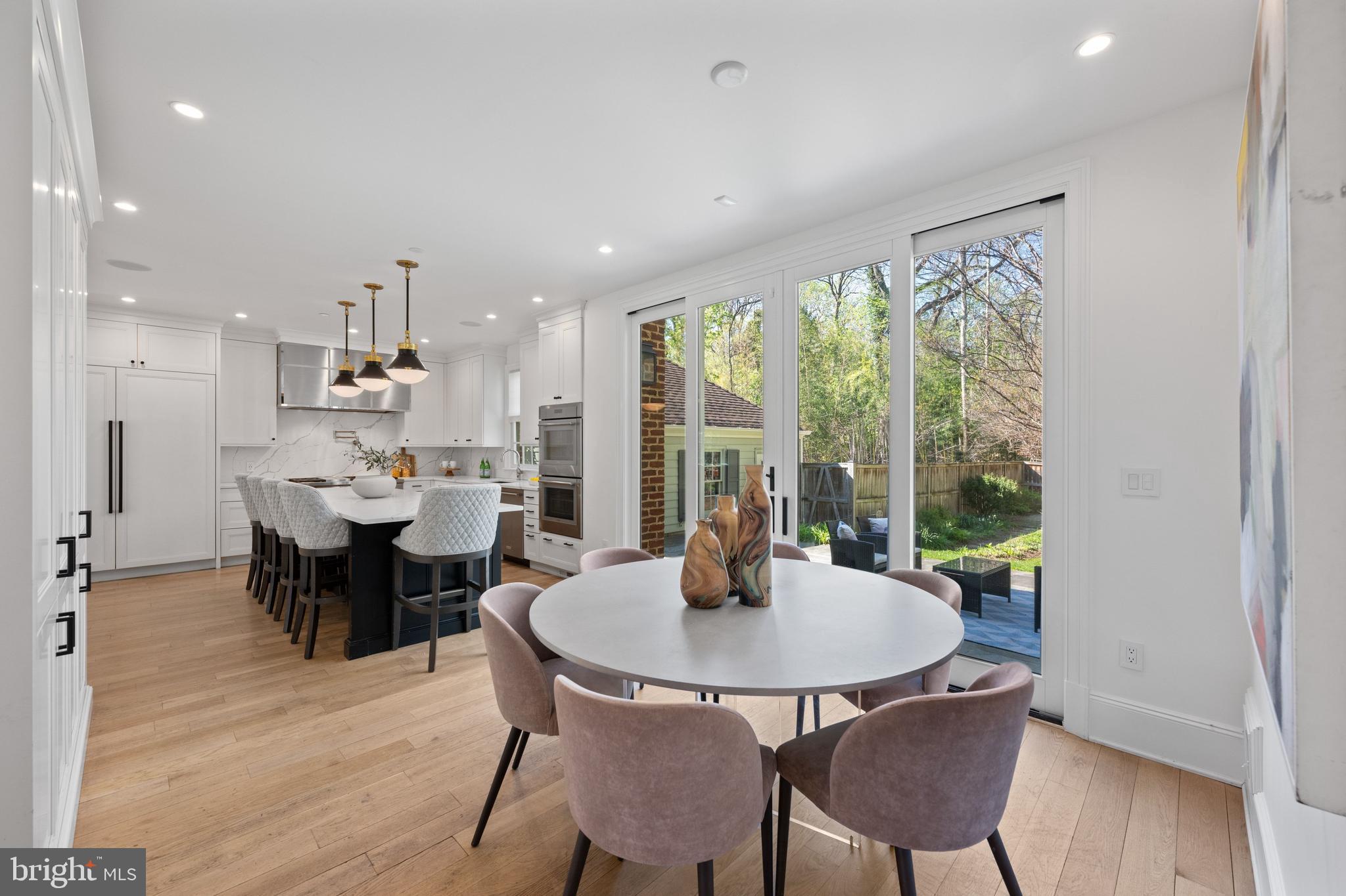 CLEVELAND PARK - Residential