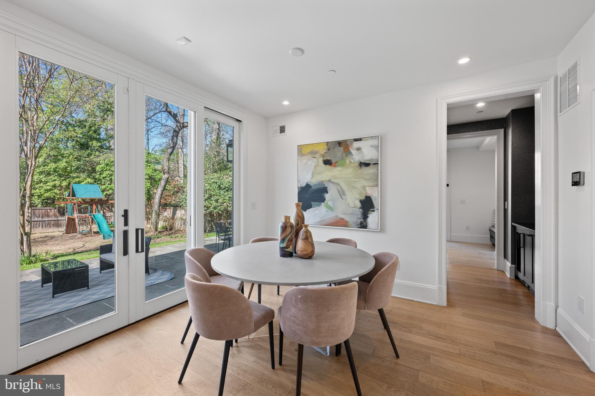 CLEVELAND PARK - Residential