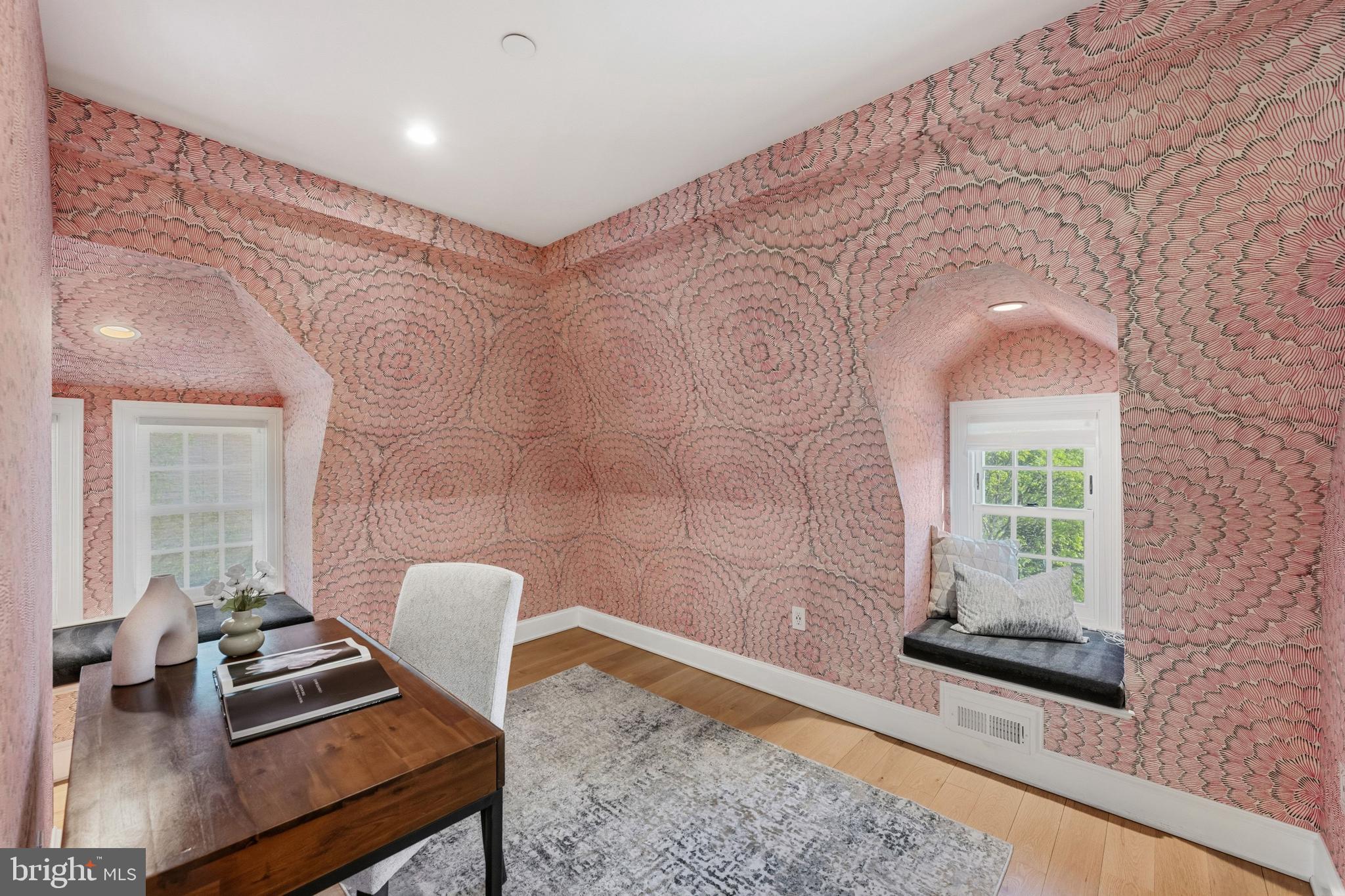 CLEVELAND PARK - Residential