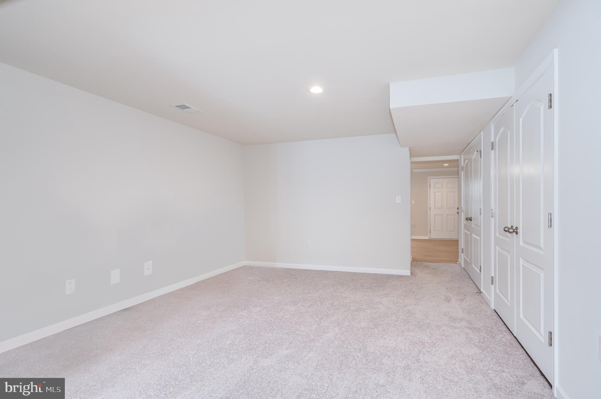 KENSINGTON TERRACE - Residential