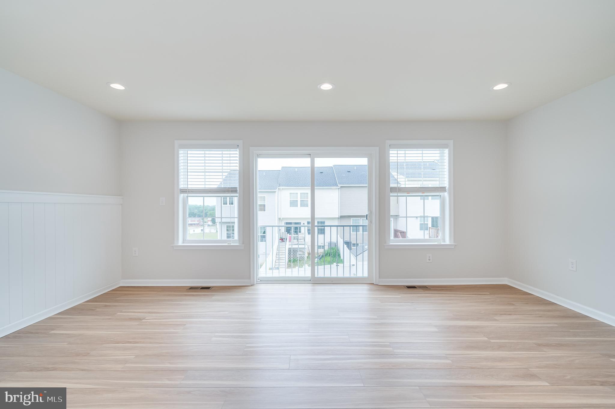 KENSINGTON TERRACE - Residential