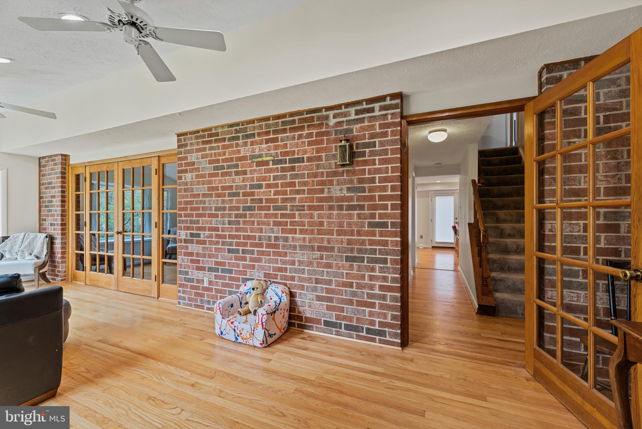 VILLAGE OF OWEN BROWN - Residential