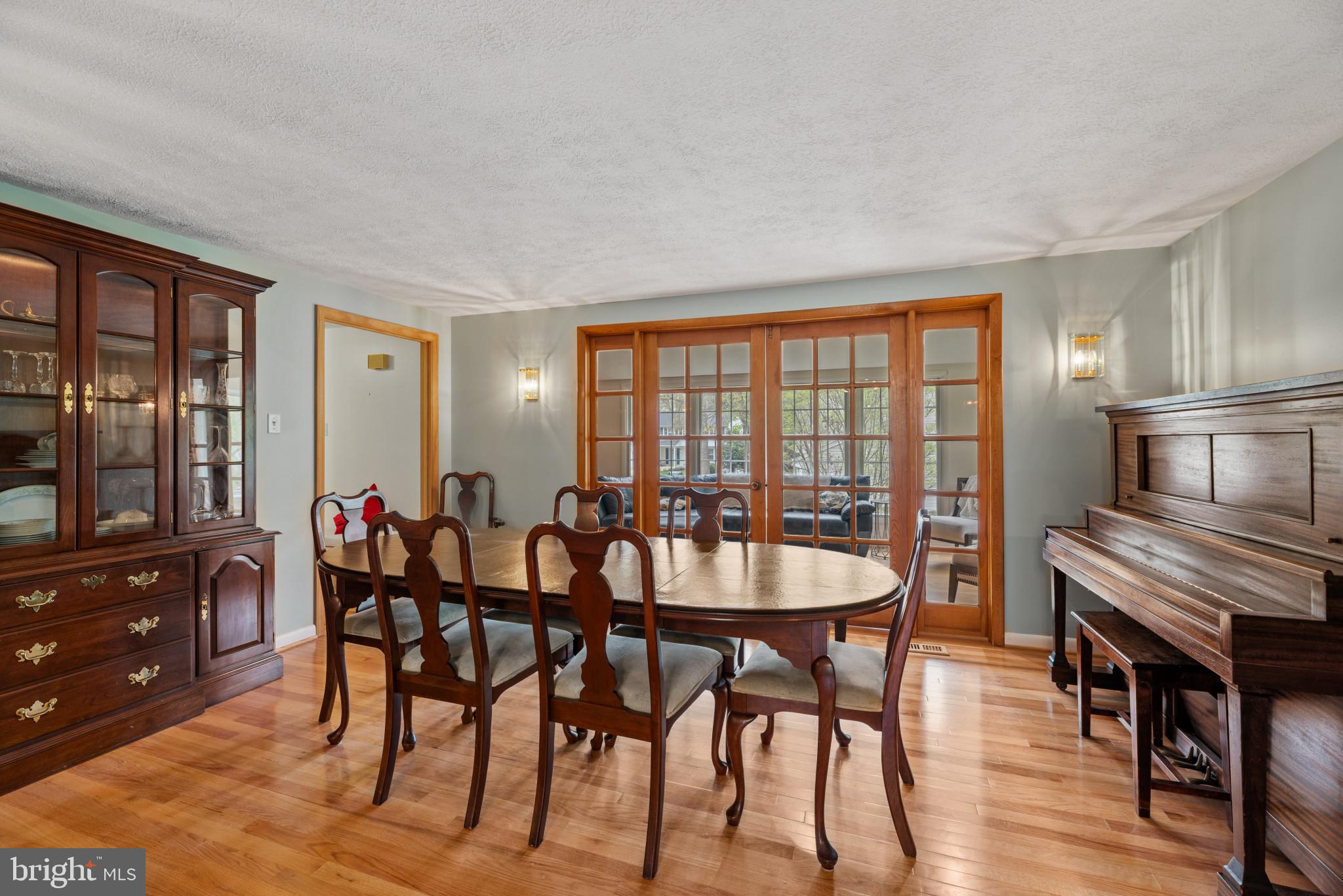 VILLAGE OF OWEN BROWN - Residential