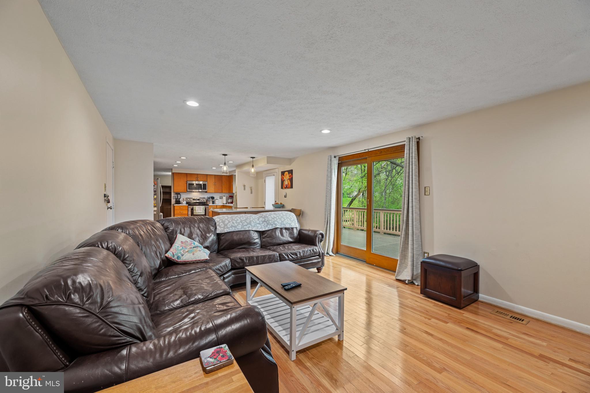 VILLAGE OF OWEN BROWN - Residential