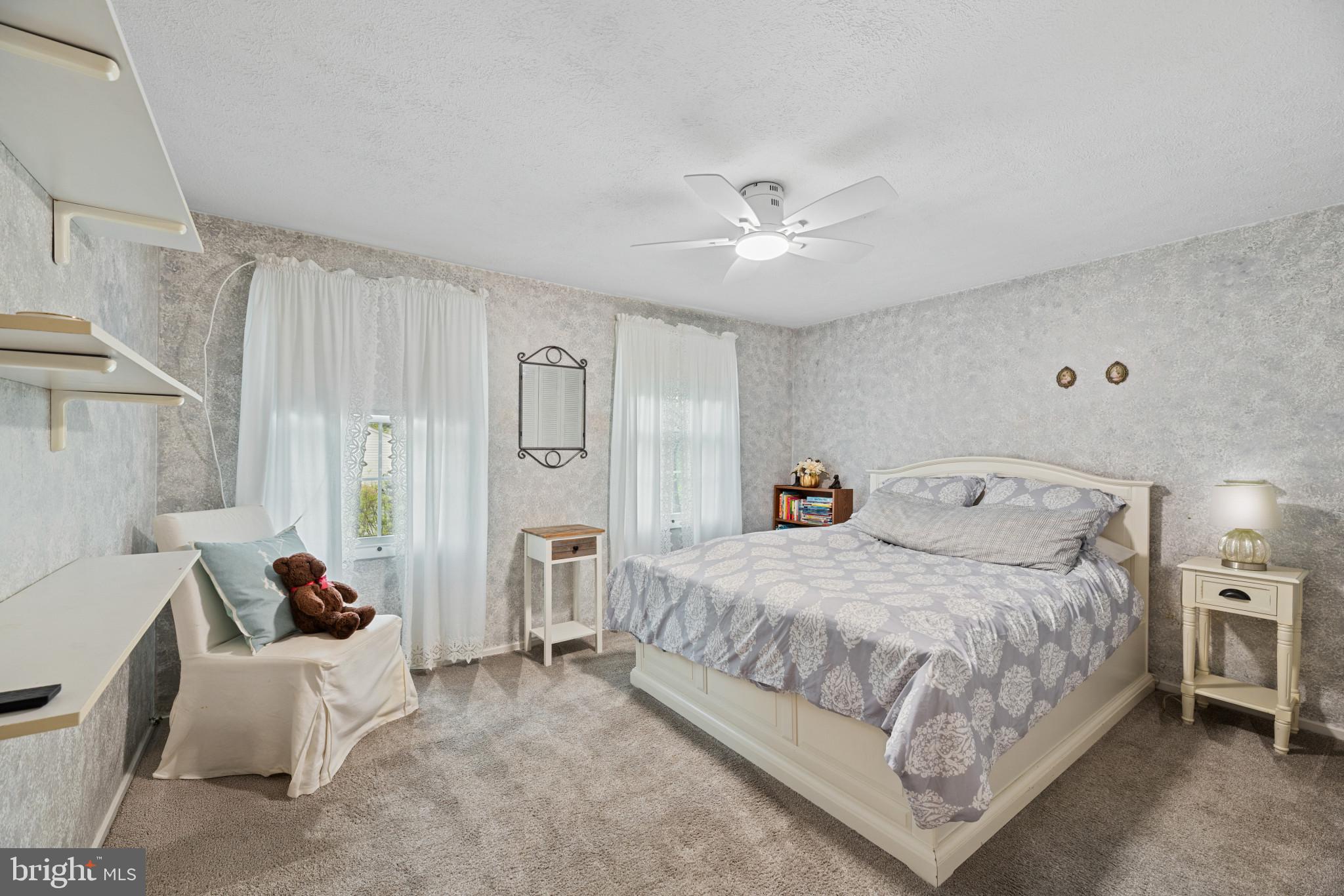 VILLAGE OF OWEN BROWN - Residential