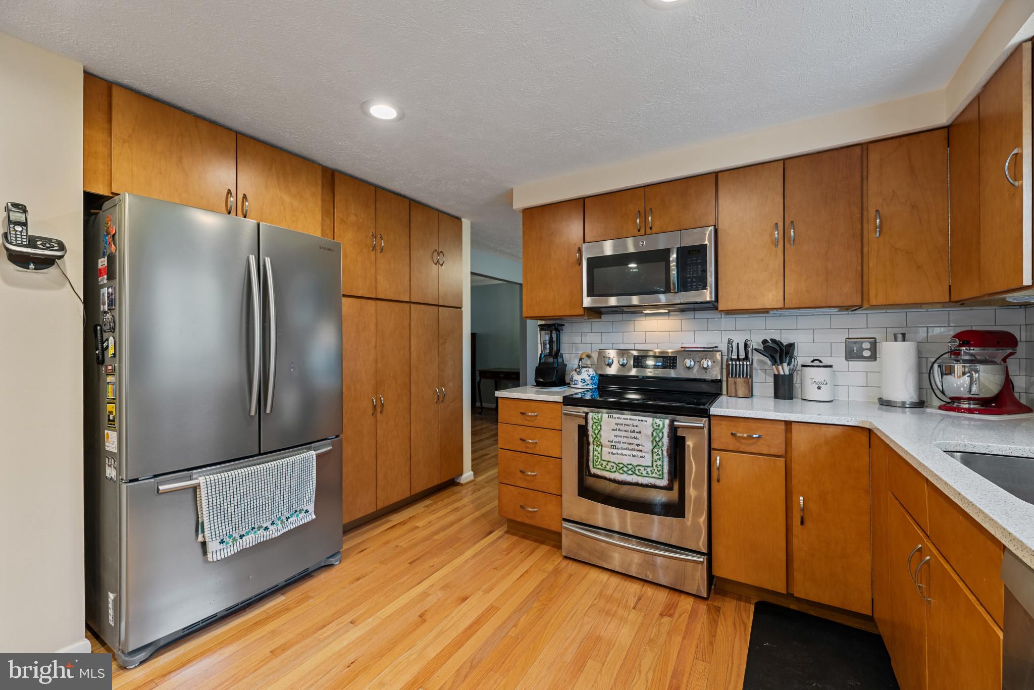 VILLAGE OF OWEN BROWN - Residential