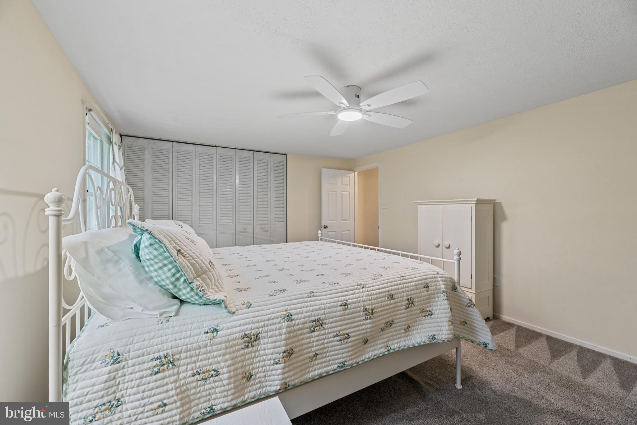 VILLAGE OF OWEN BROWN - Residential