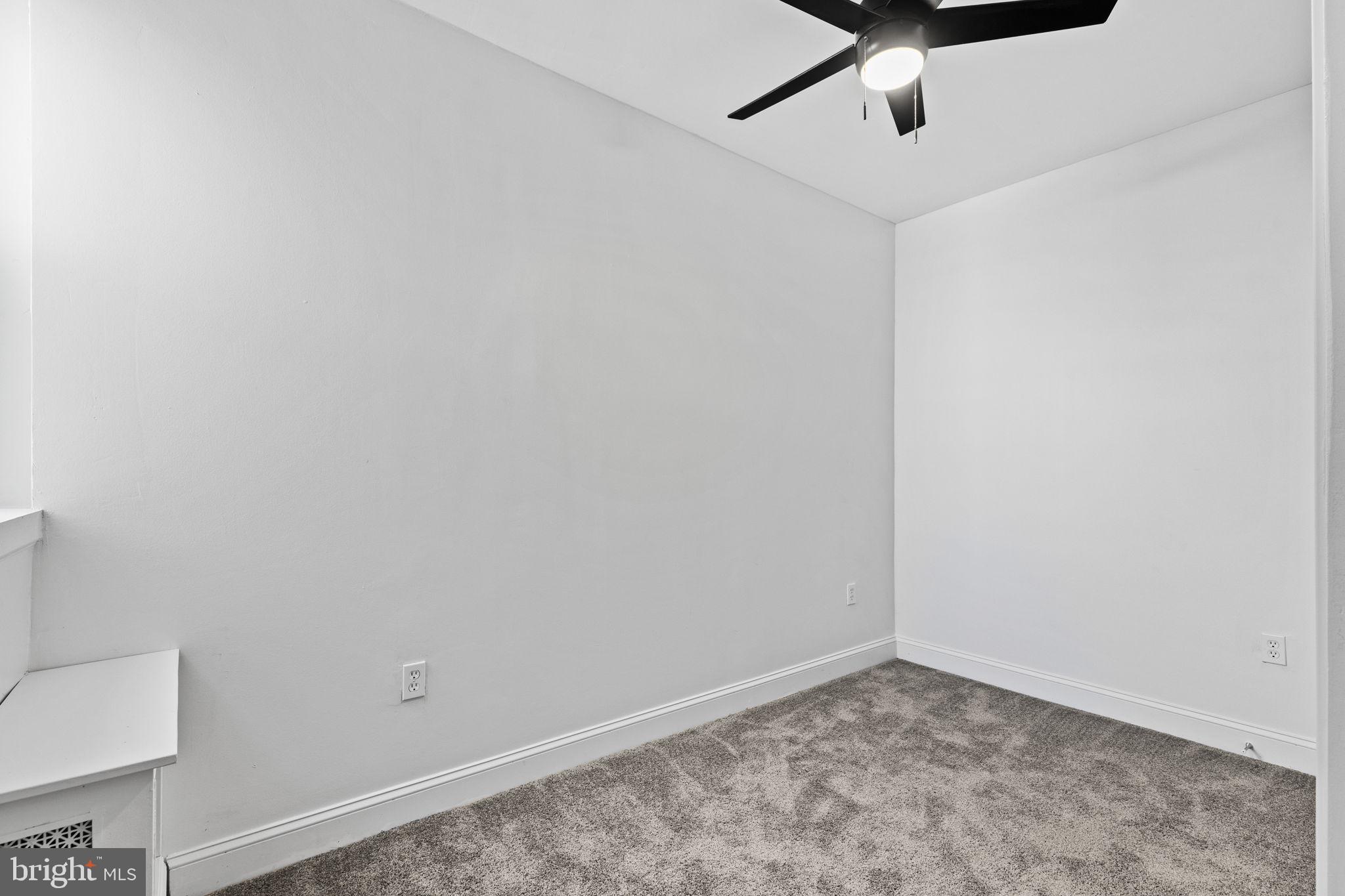 GIRARD ESTATES - Residential