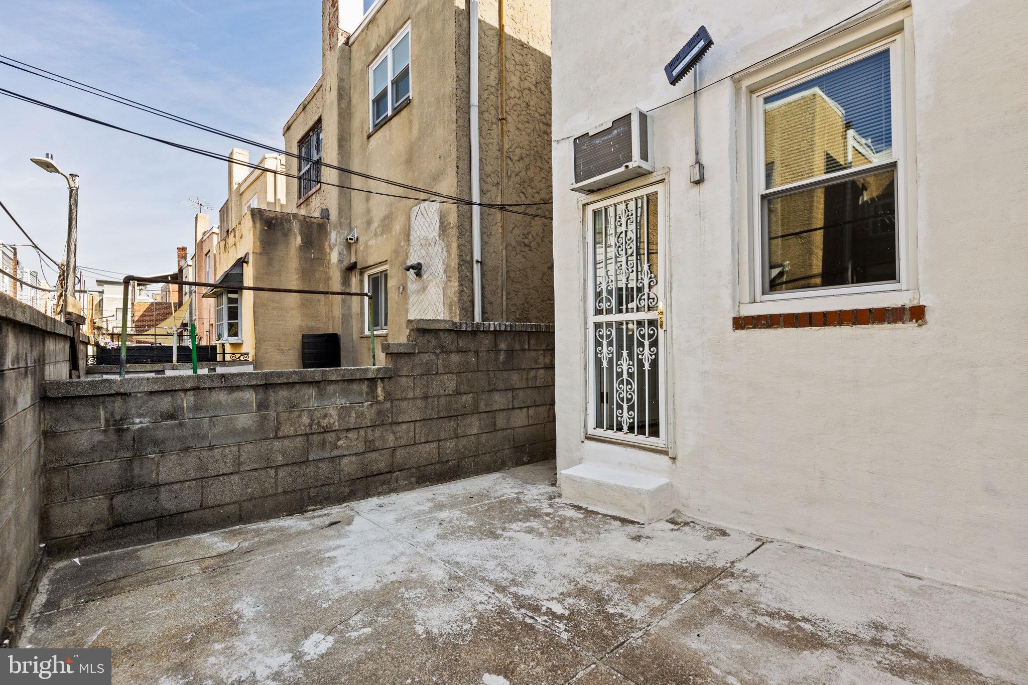 GIRARD ESTATES - Residential