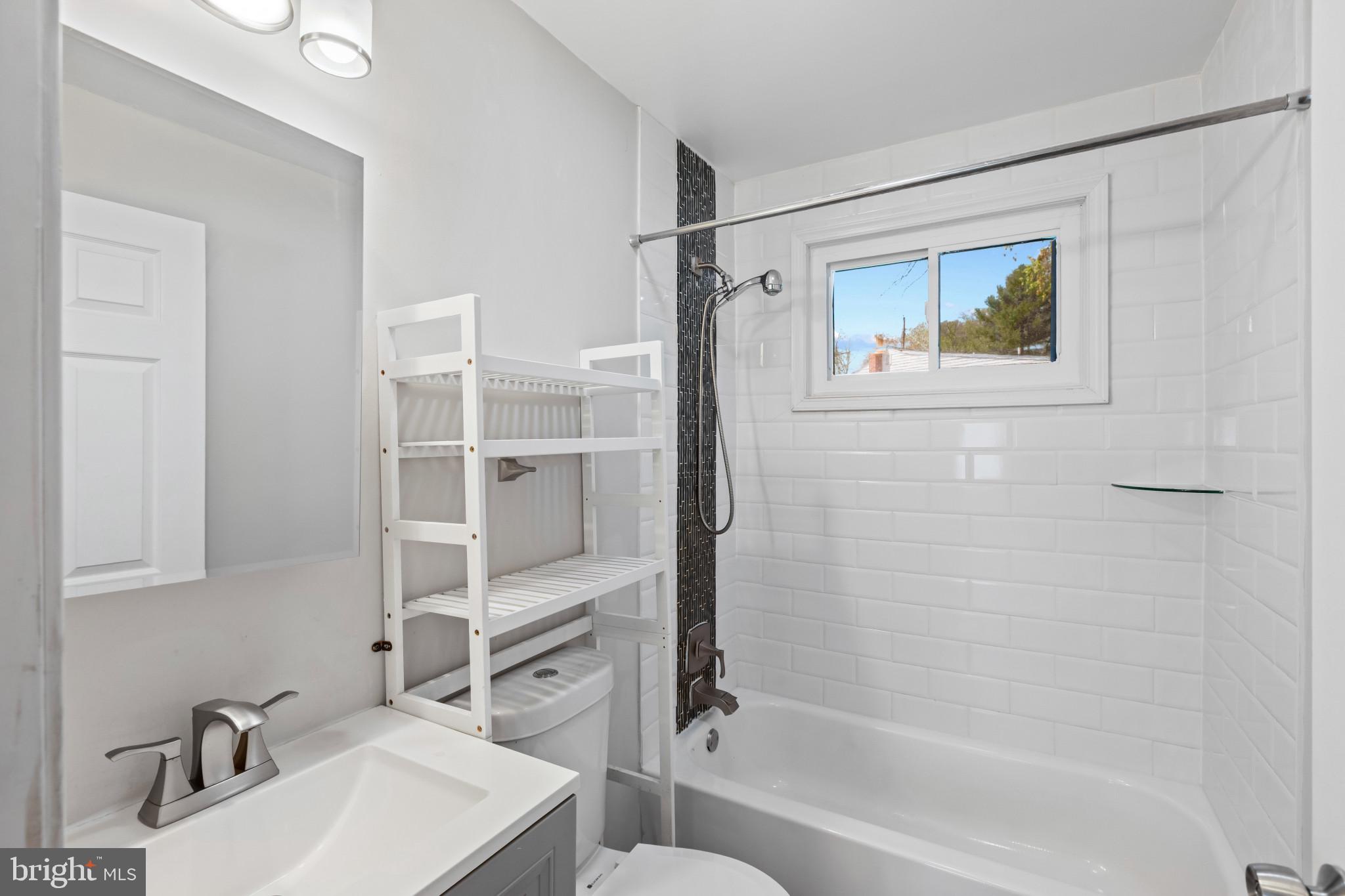 HOLLYWOOD - Residential