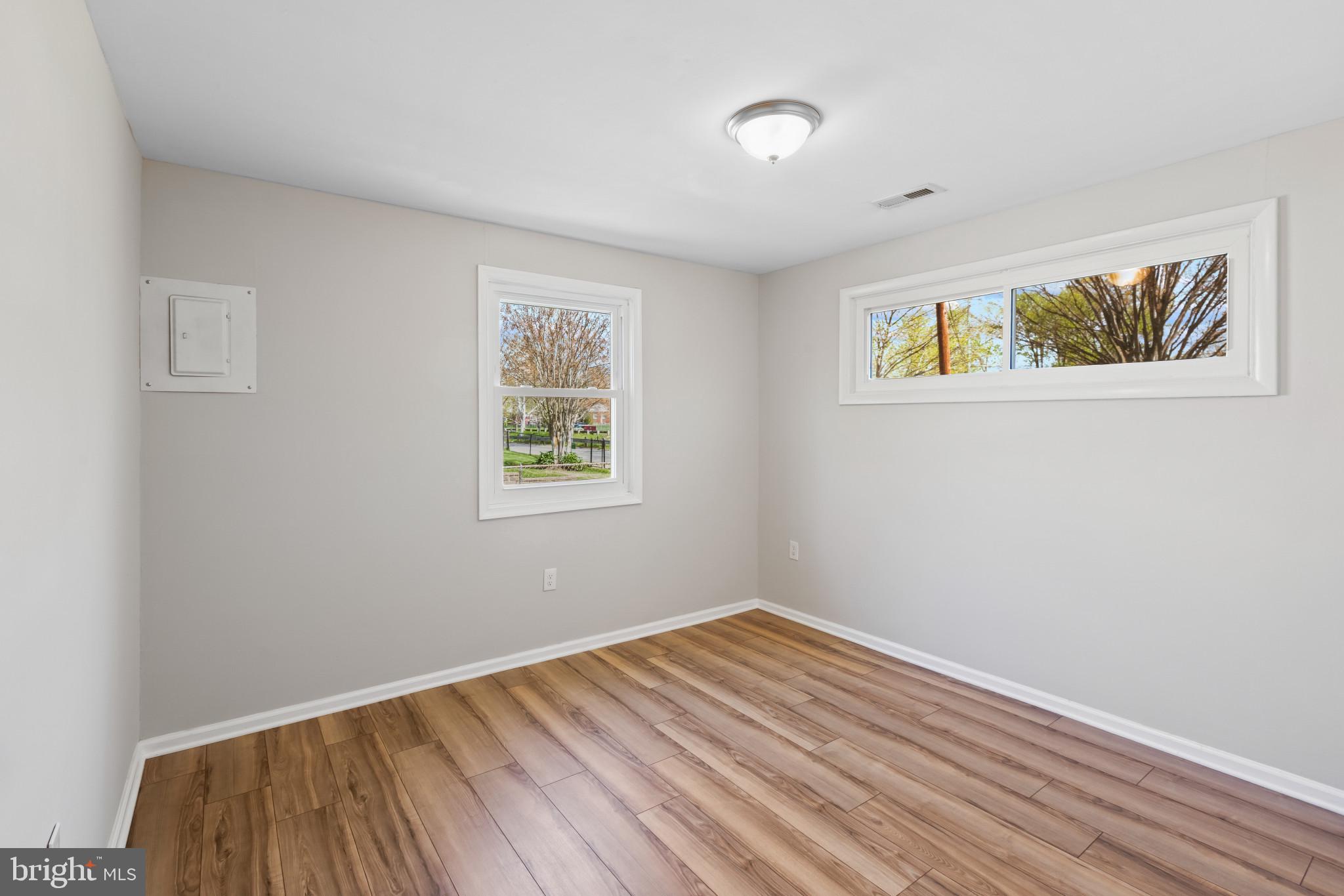 HOLLYWOOD - Residential