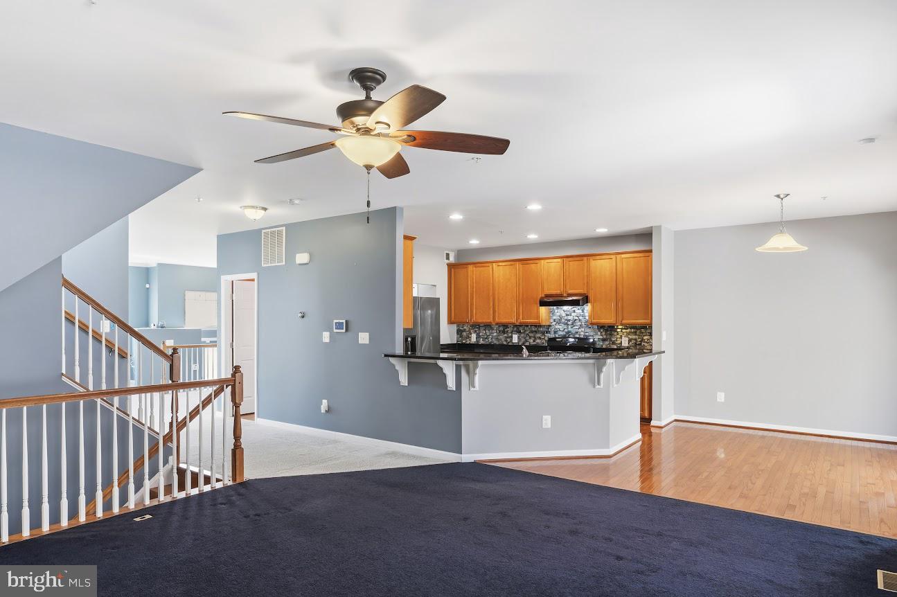 EAGLES POINTE - Residential