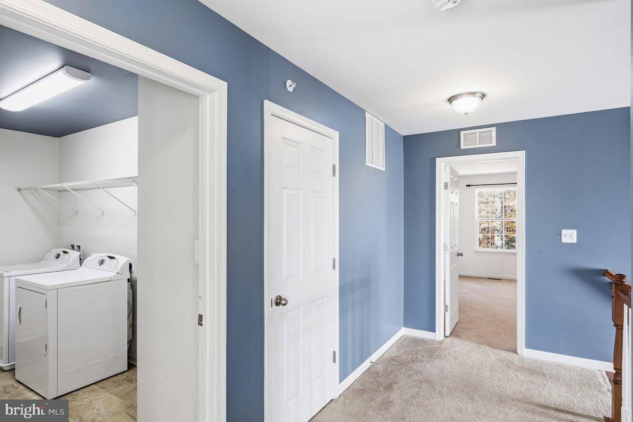 EAGLES POINTE - Residential