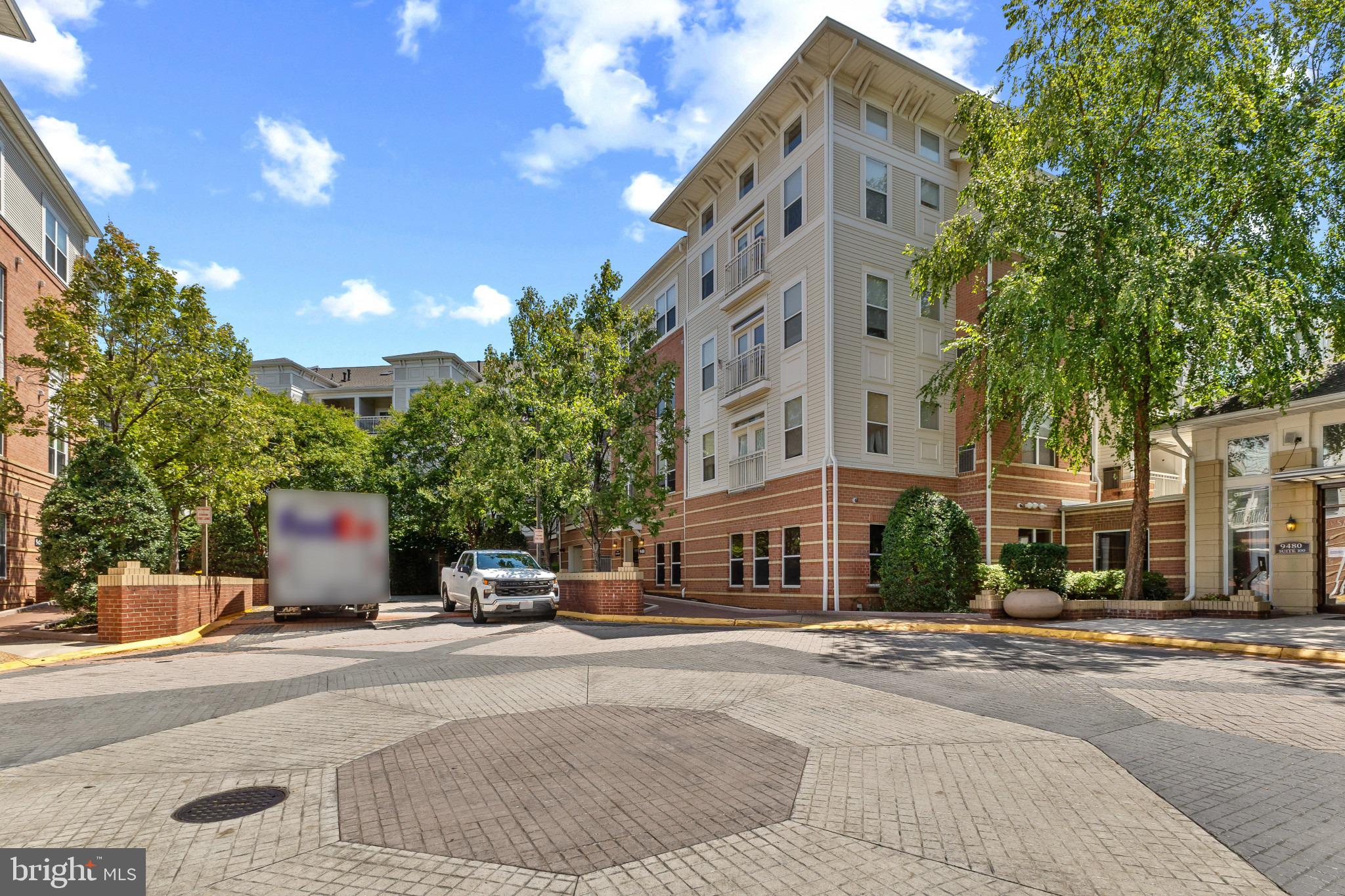 9480 VIRGINIA CENTER BOULEVARD 10