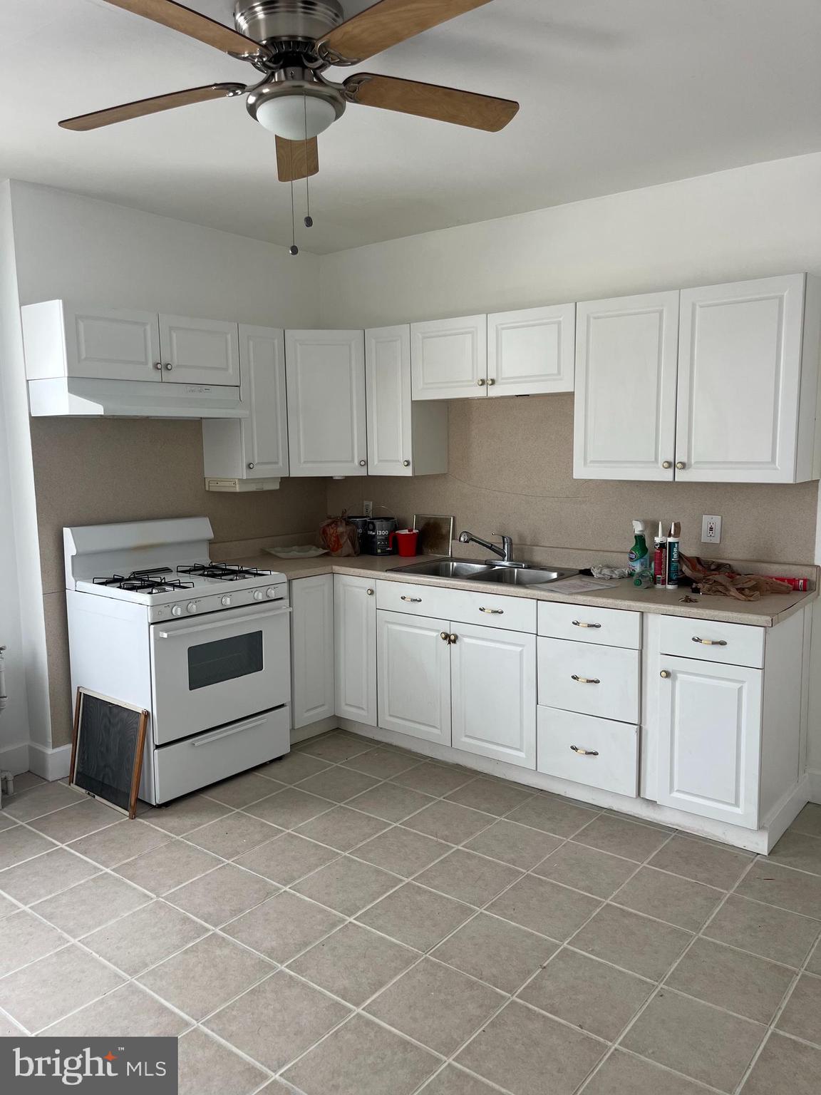 1013 LAFAYETTE AVENUE 2