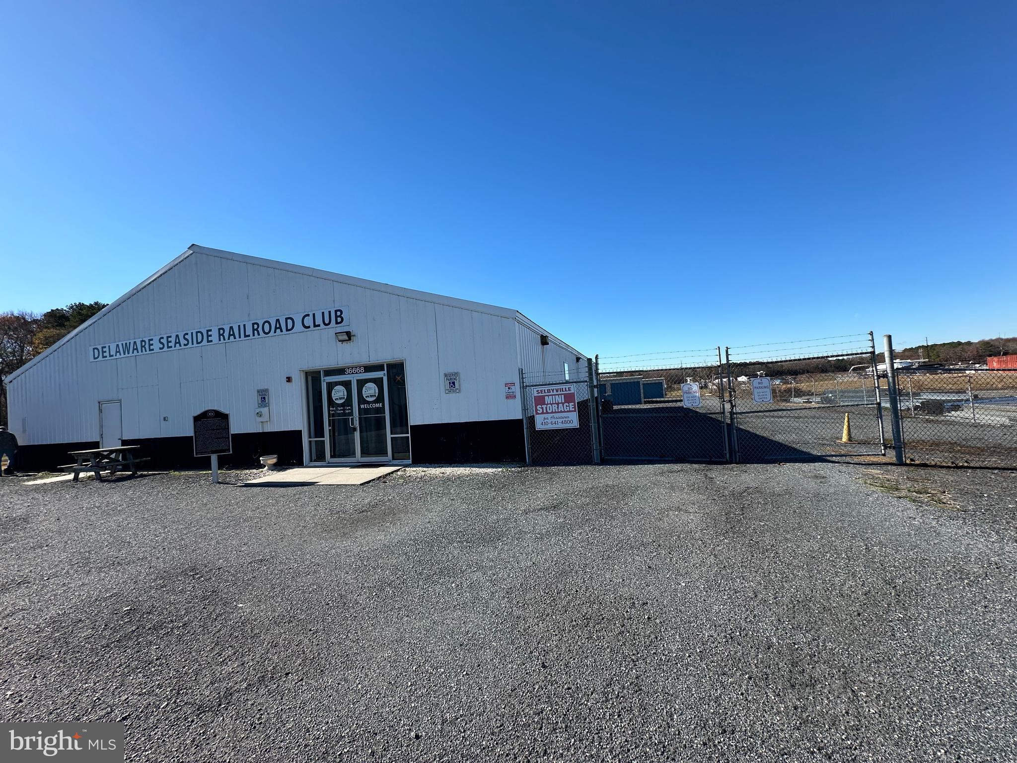 36674 DUPONT BOULEVARD