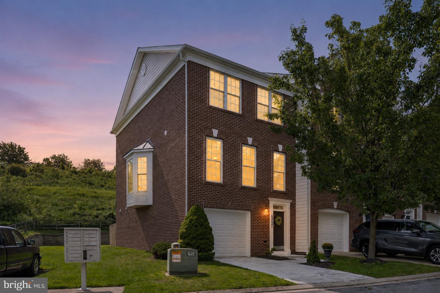 6384 MEANDERING WOODS COURT