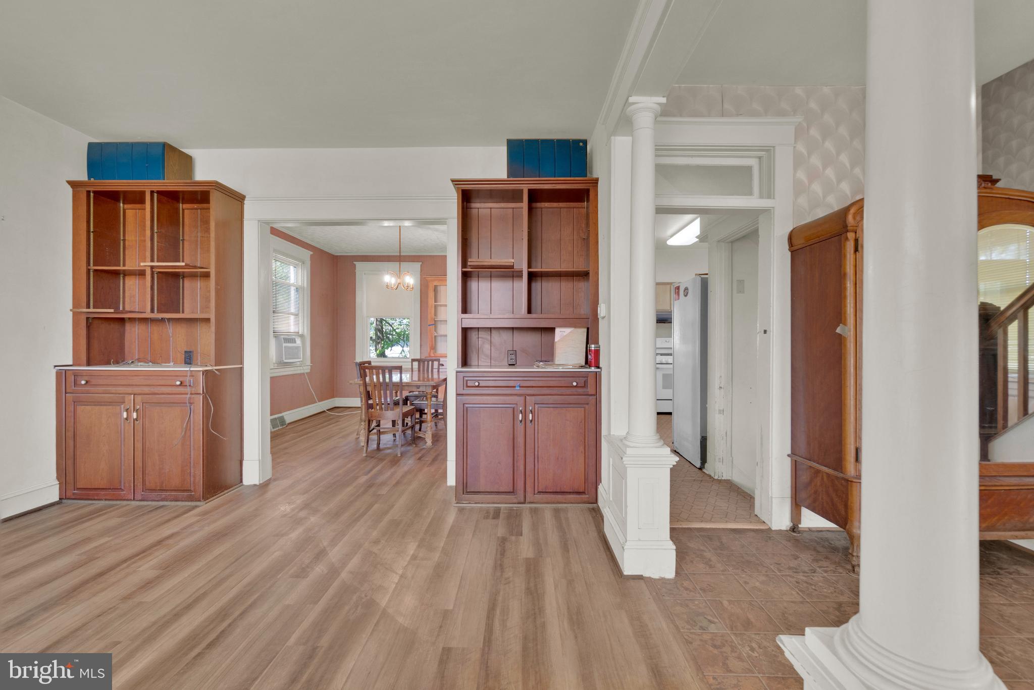 WOODLAWN PARK - Residential