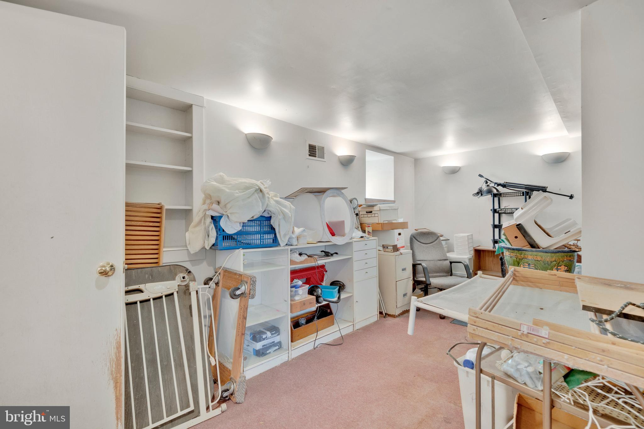 WOODLAWN PARK - Residential