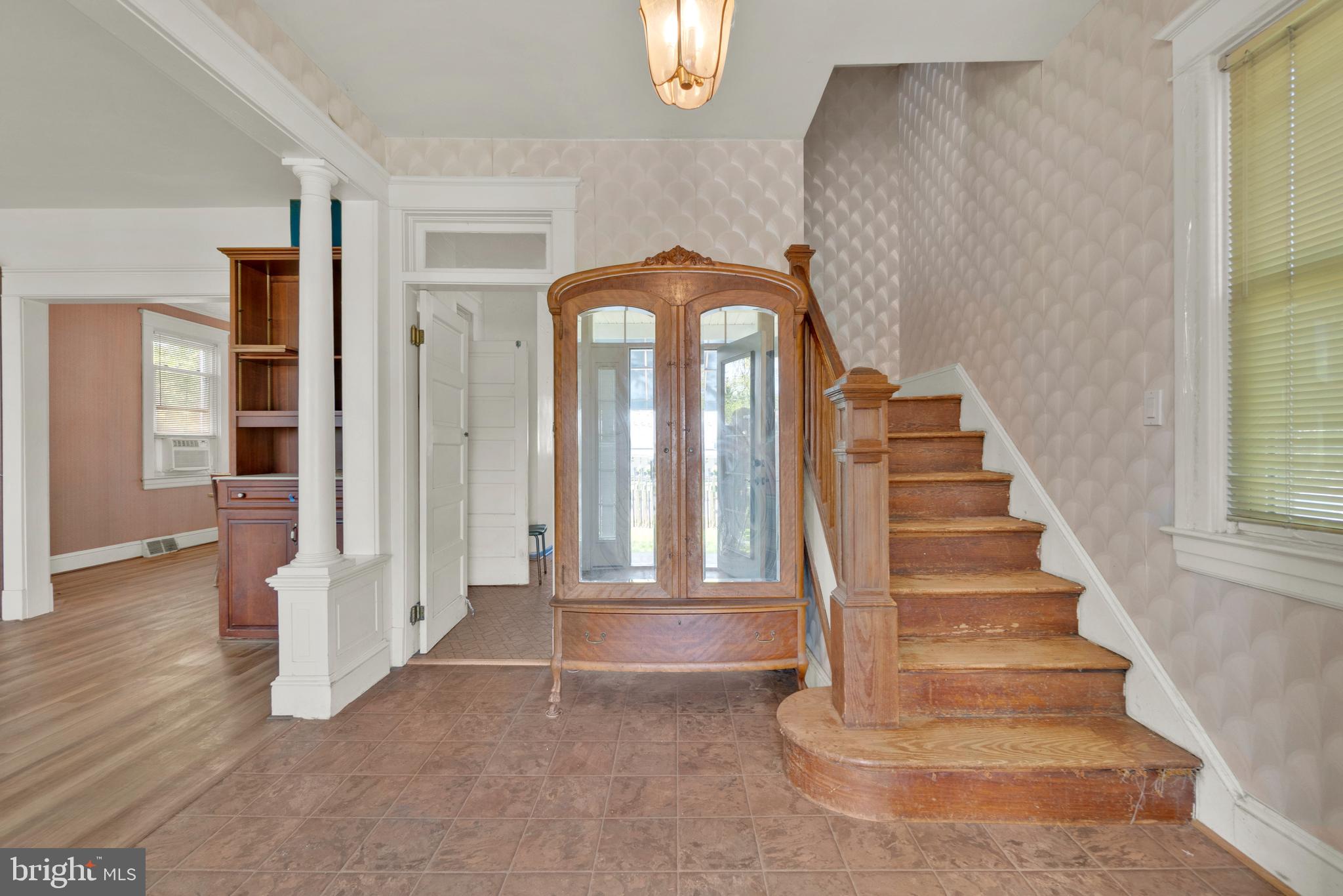 WOODLAWN PARK - Residential