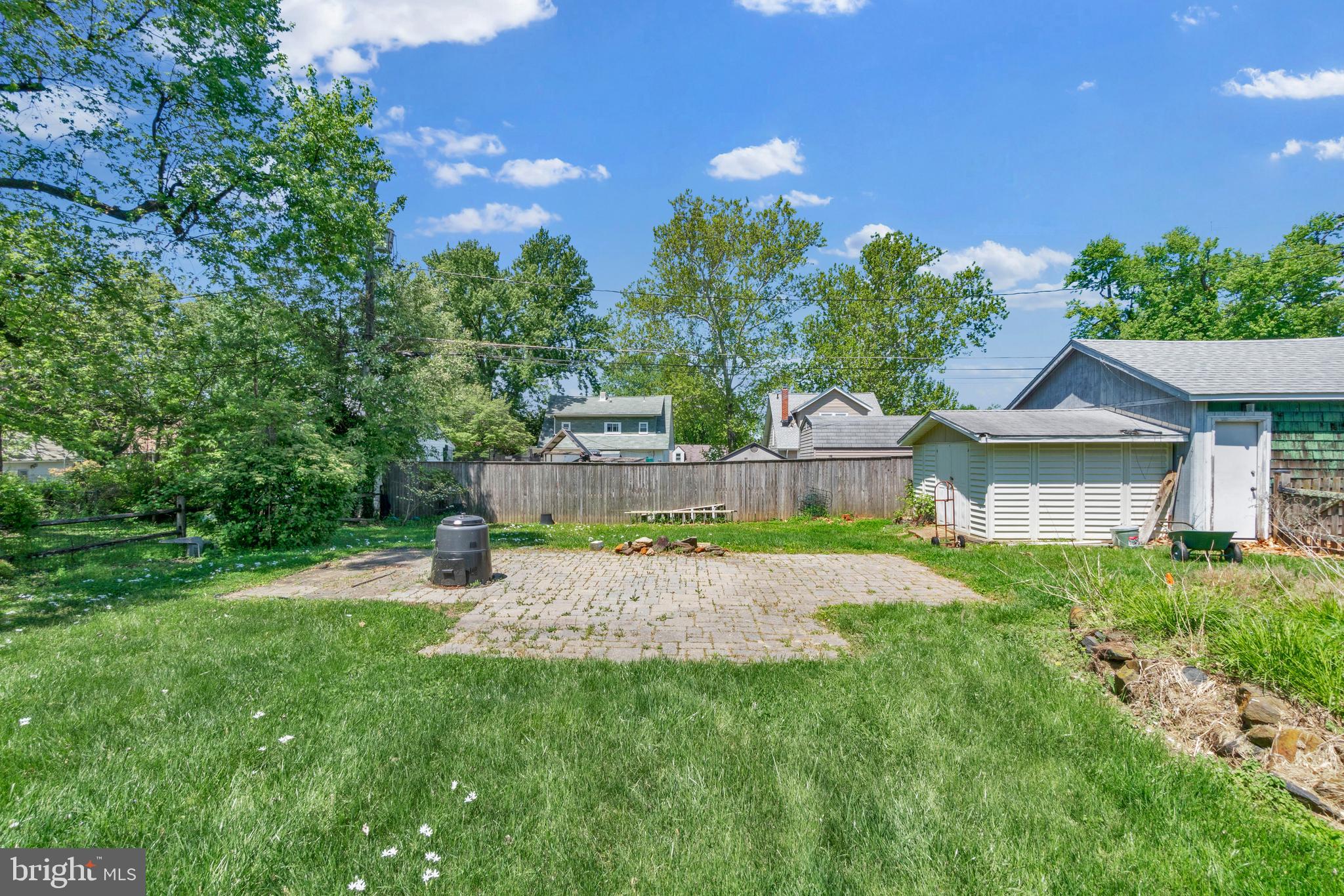 WOODLAWN PARK - Residential