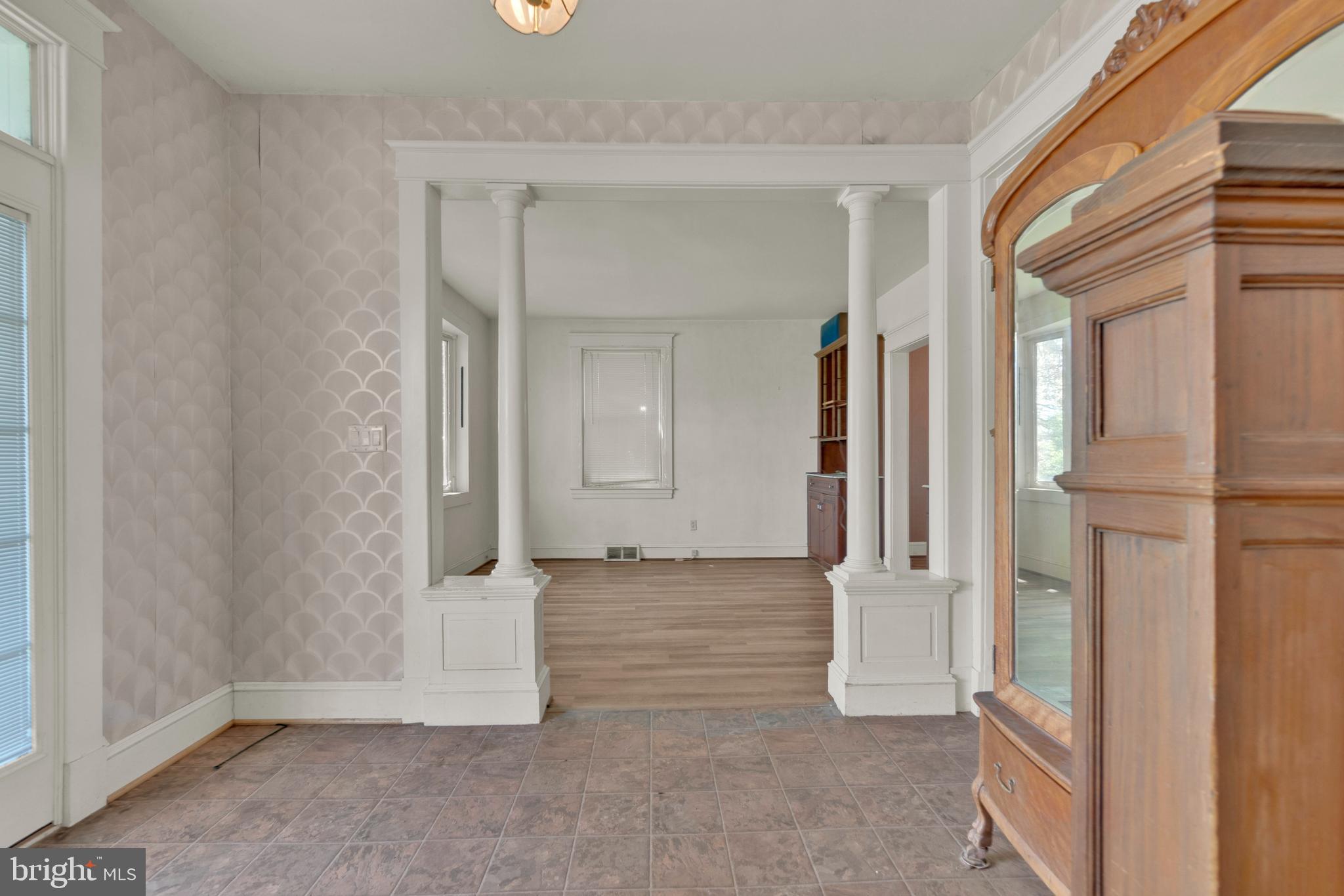 WOODLAWN PARK - Residential