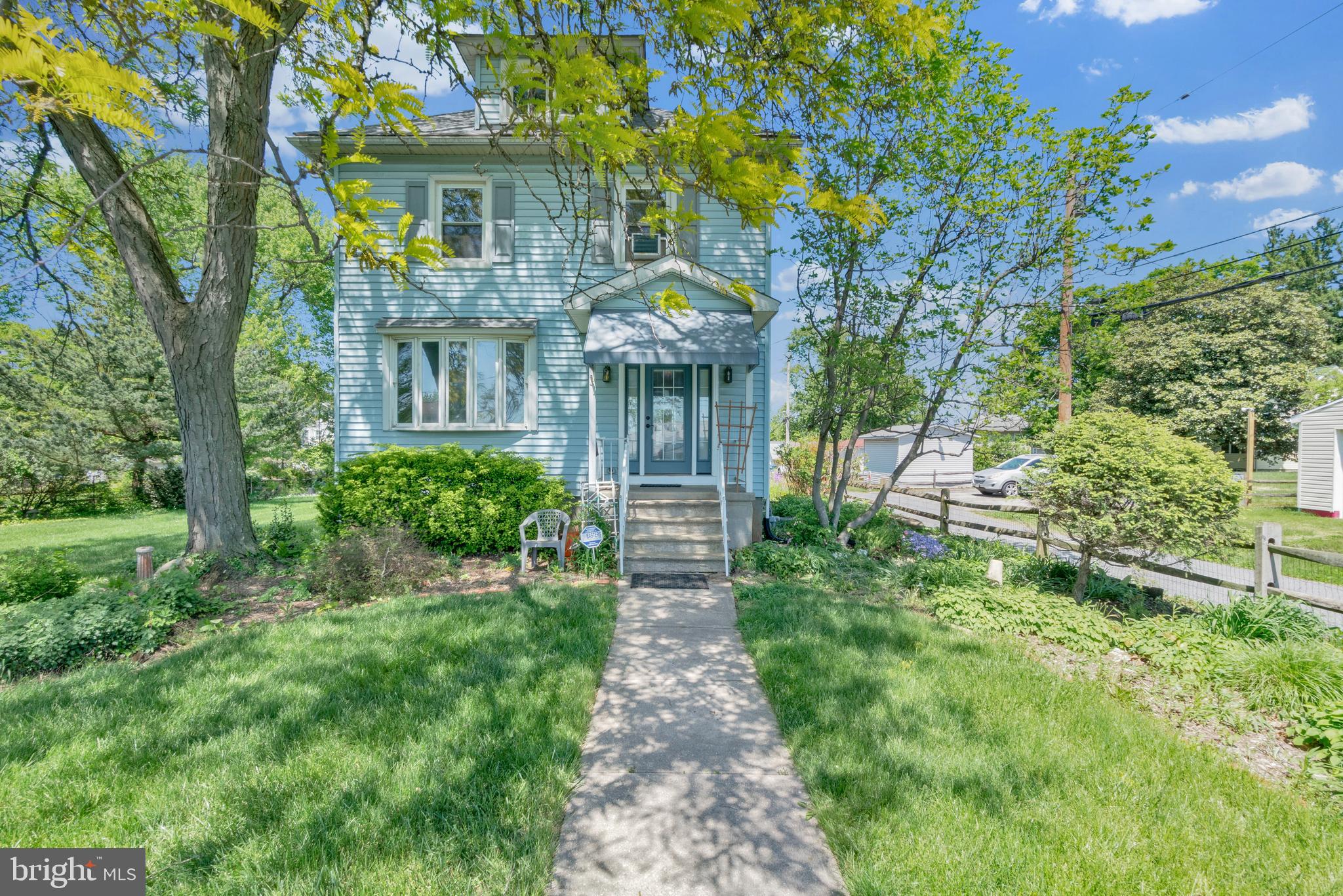 WOODLAWN PARK - Residential