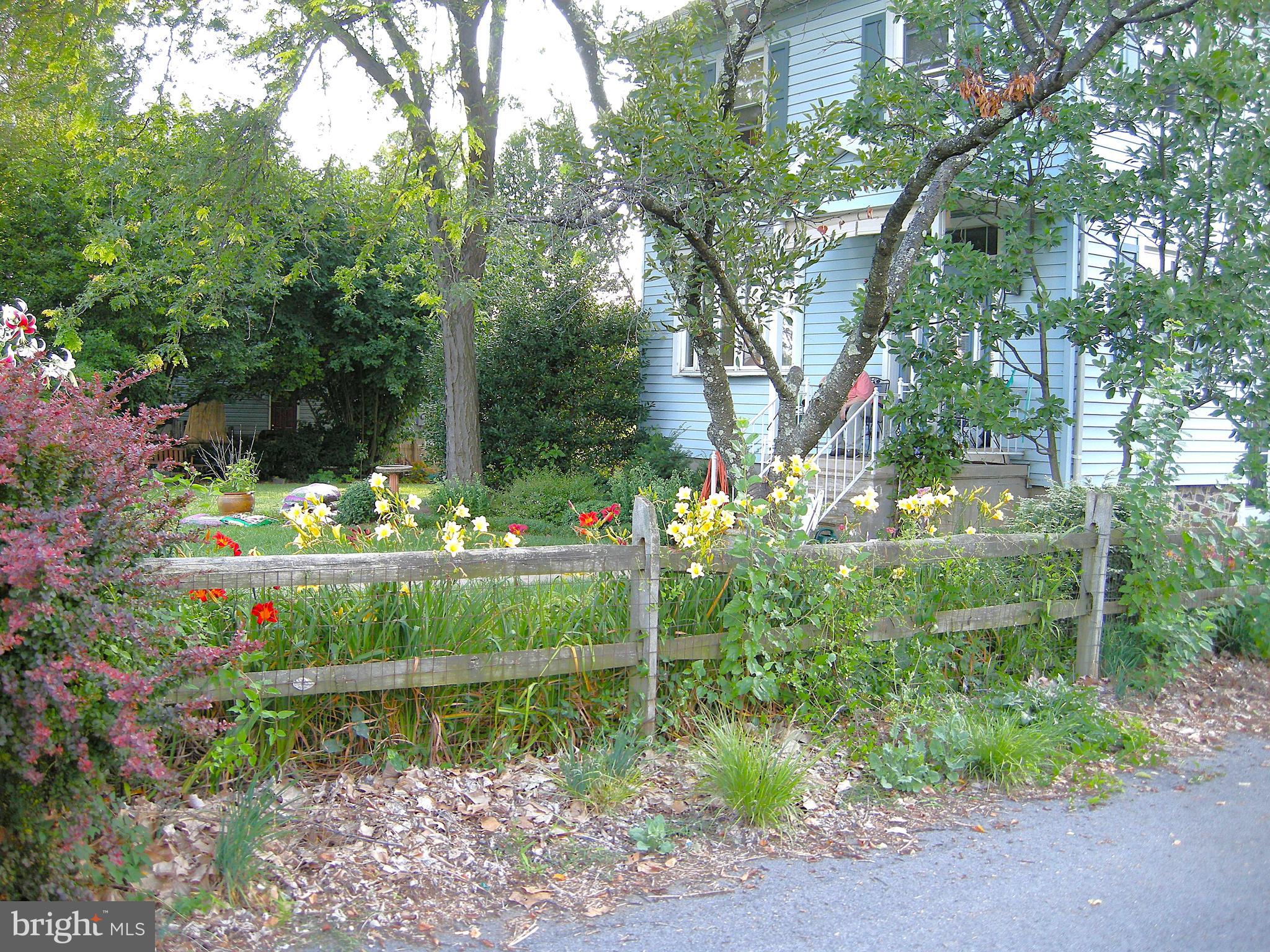 WOODLAWN PARK - Residential
