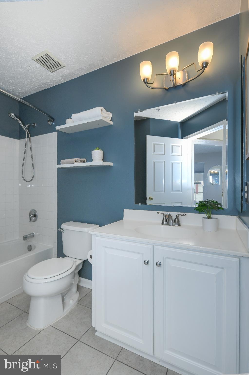 PERRY HALL FARMS - Residential