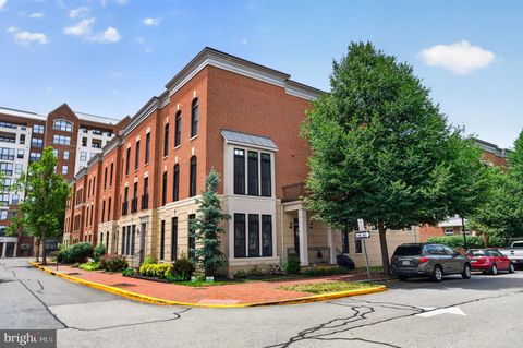 Photo of 13750 Tides Street, WOODBRIDGE, VA 22191 (MLS # VAPW2122422)