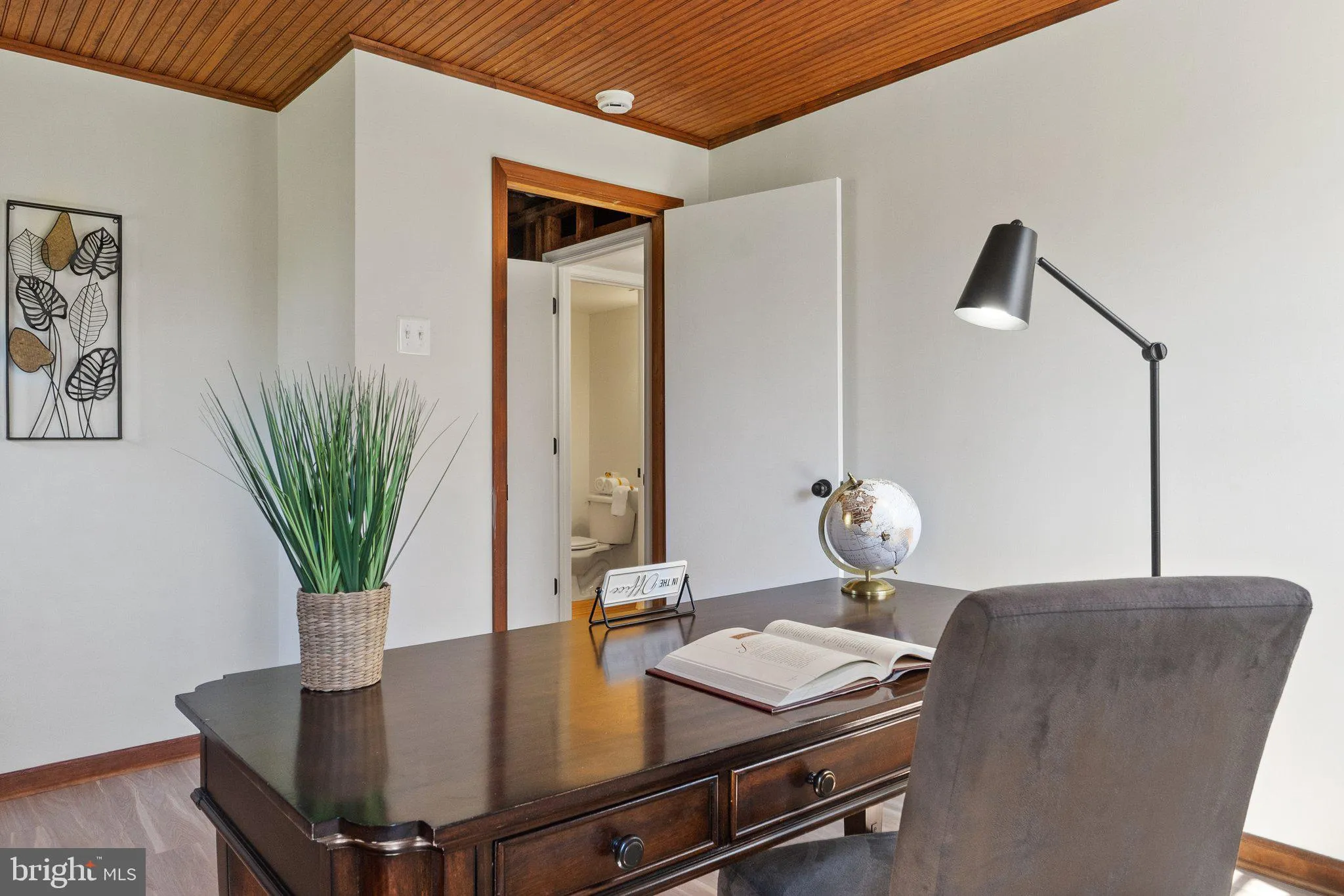 Purcellville, Virginia 20132, United States, 5 Bedrooms Bedrooms, ,3 BathroomsBathrooms,Residential,Contingent,112793