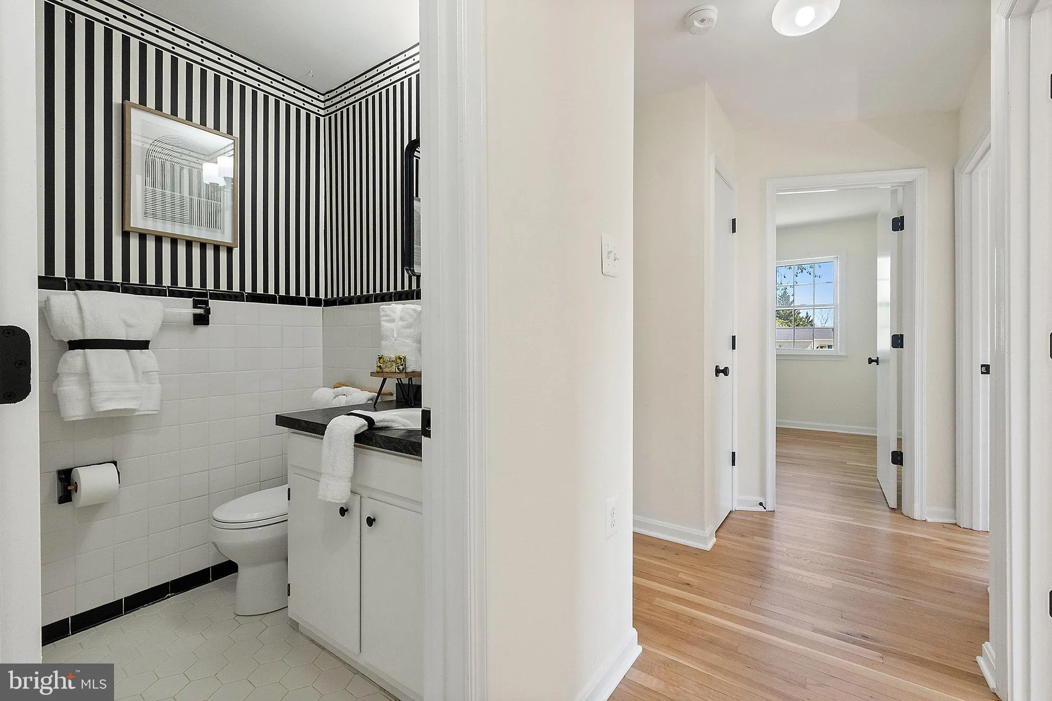 Purcellville, Virginia 20132, United States, 5 Bedrooms Bedrooms, ,3 BathroomsBathrooms,Residential,Contingent,112793