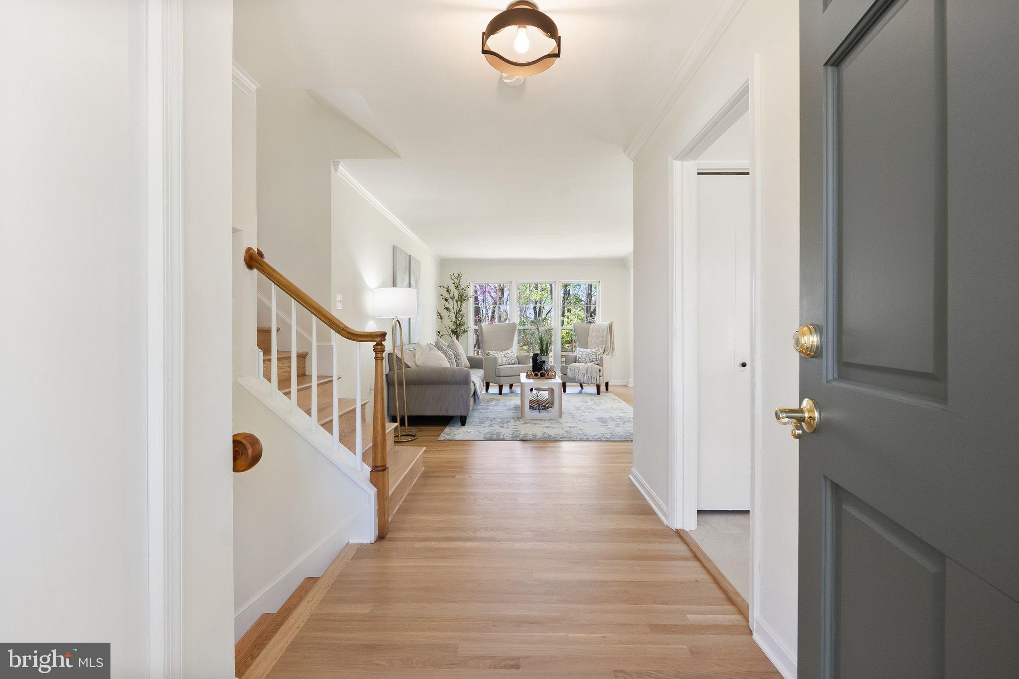 COUNTRY CLUB HILLS - Residential