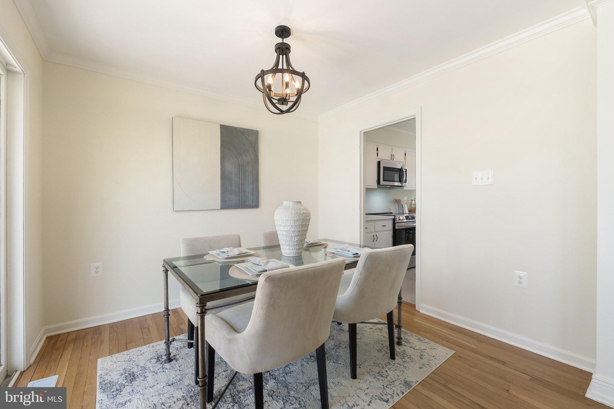 COUNTRY CLUB HILLS - Residential