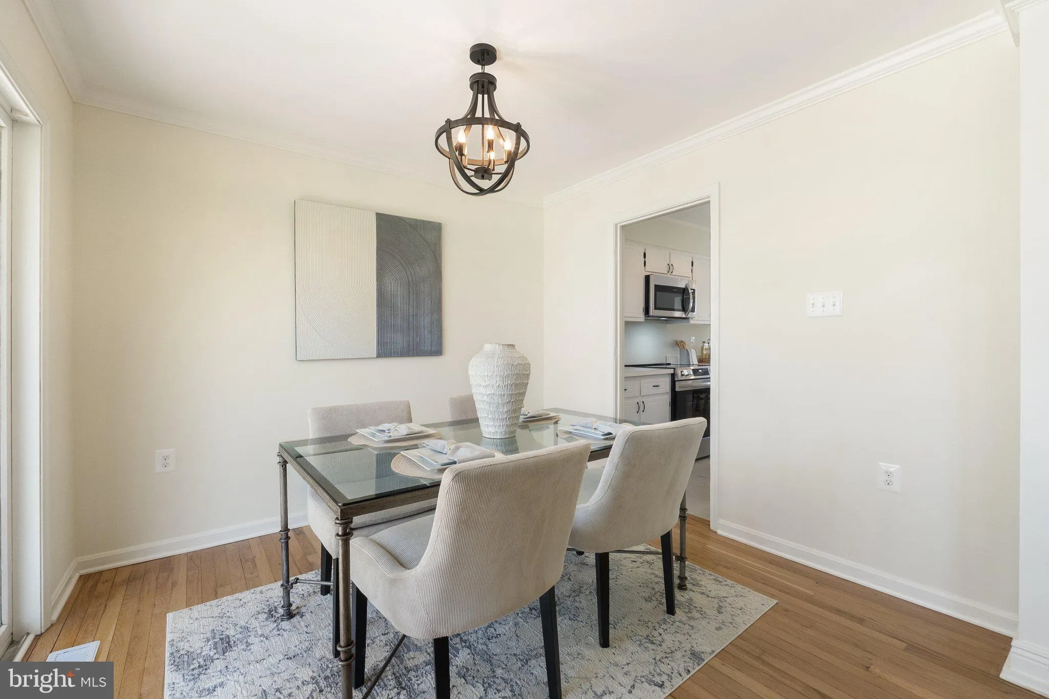 Purcellville, Virginia 20132, United States, 5 Bedrooms Bedrooms, ,3 BathroomsBathrooms,Residential,Contingent,112793