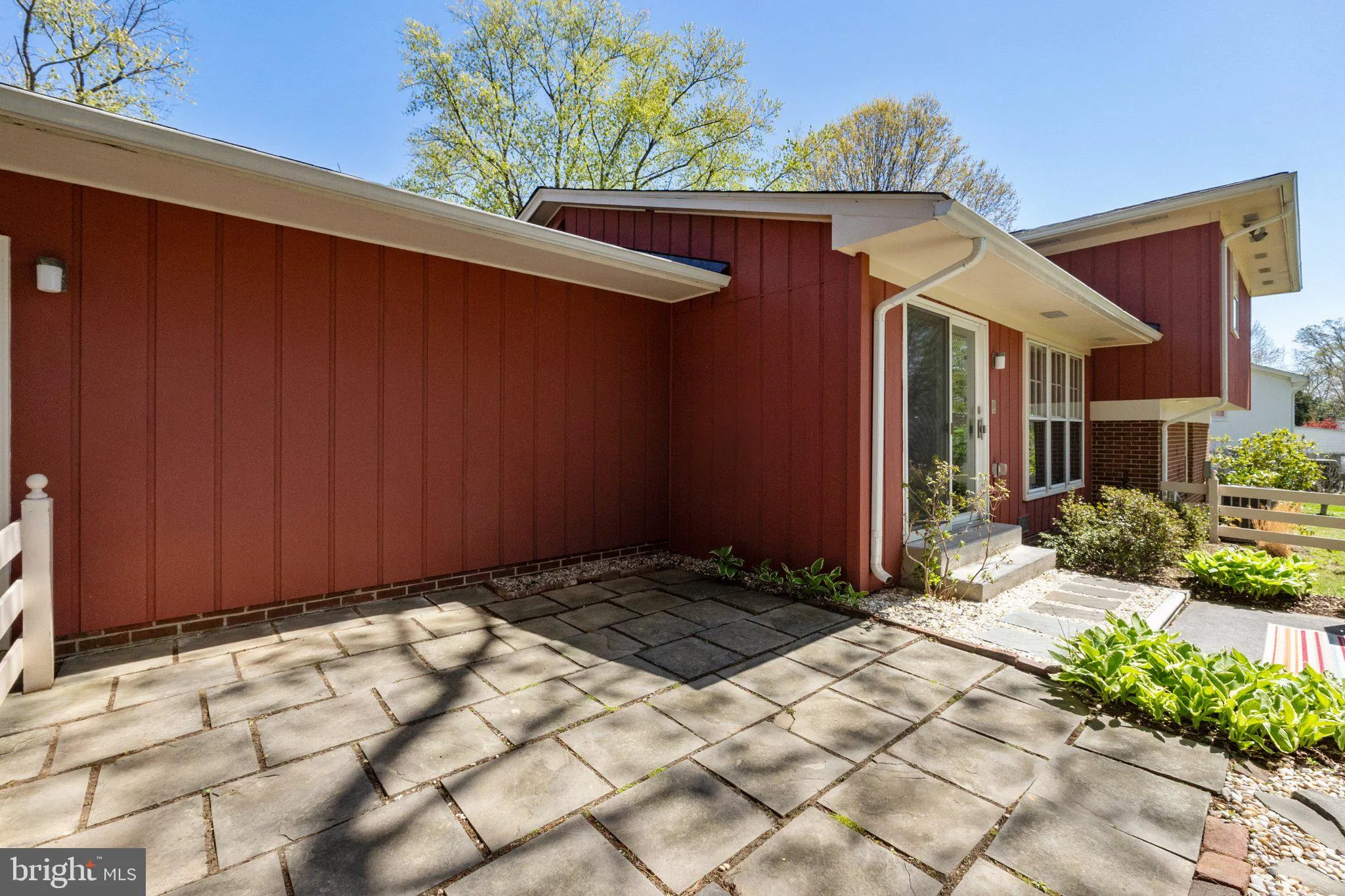 Purcellville, Virginia 20132, United States, 5 Bedrooms Bedrooms, ,3 BathroomsBathrooms,Residential,Contingent,112793