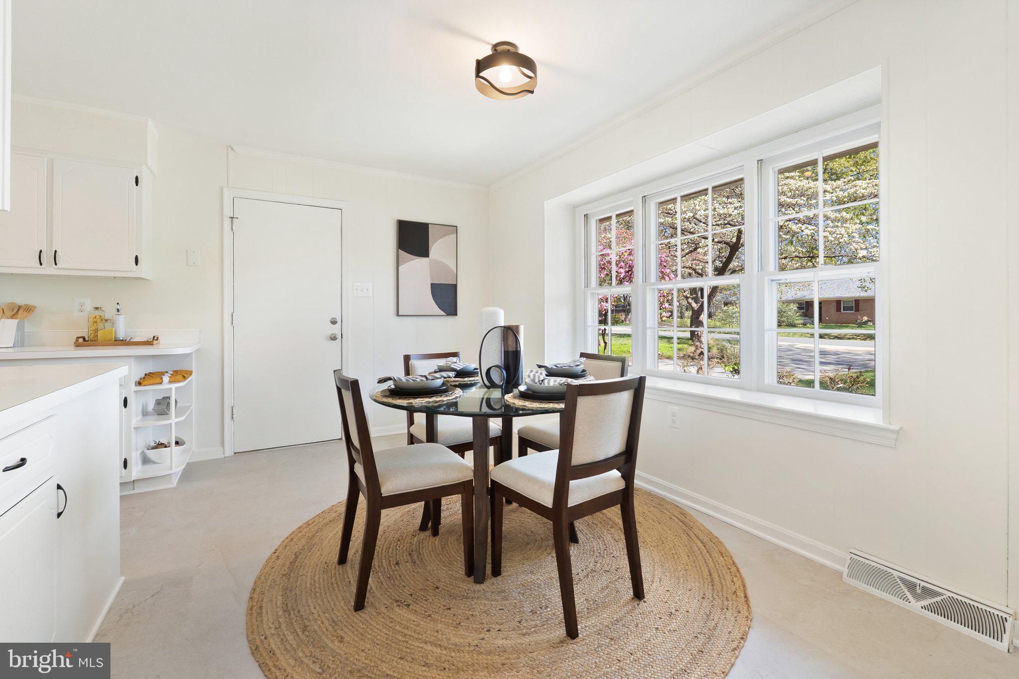 COUNTRY CLUB HILLS - Residential