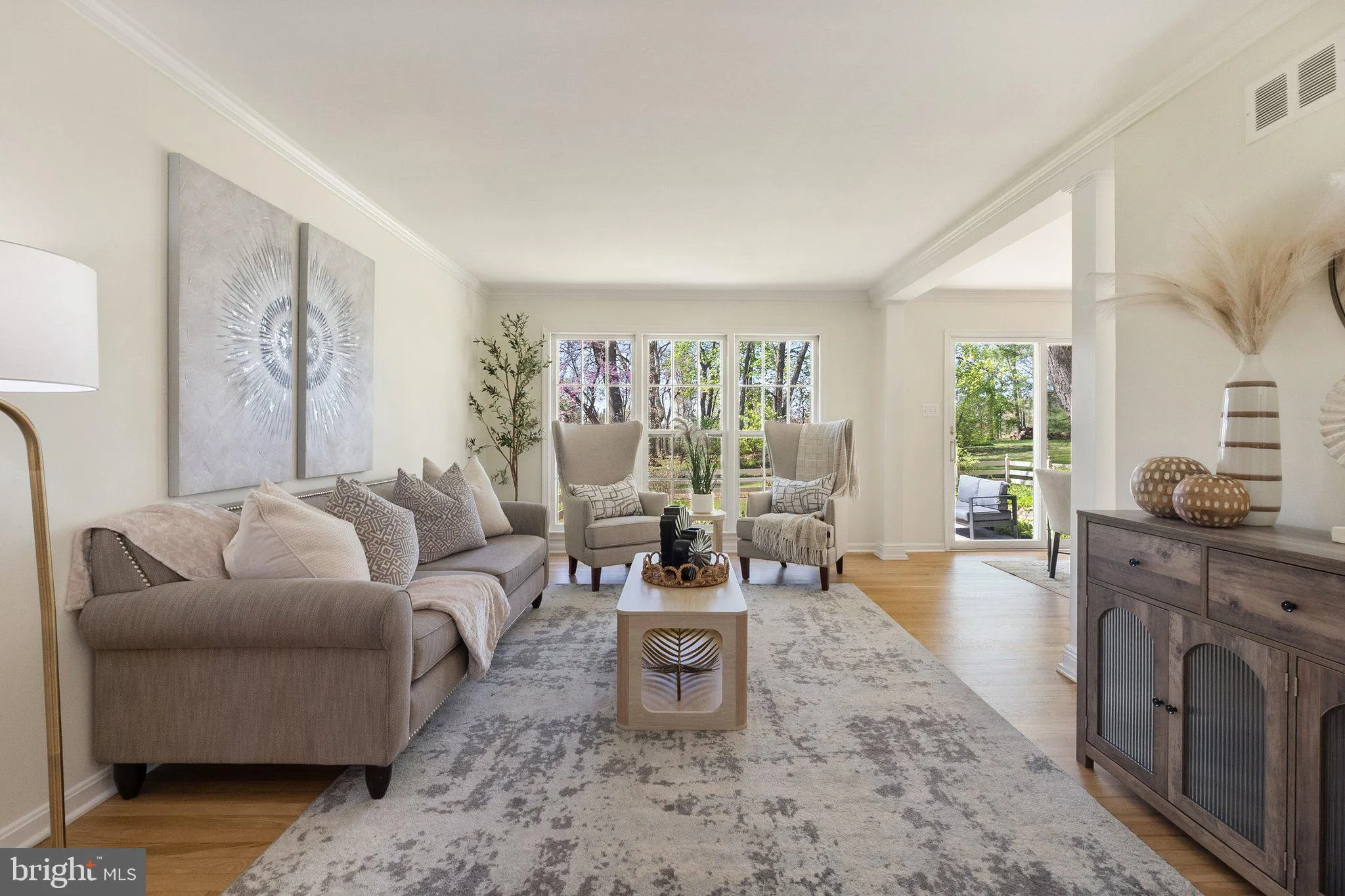 Purcellville, Virginia 20132, United States, 5 Bedrooms Bedrooms, ,3 BathroomsBathrooms,Residential,Contingent,112793