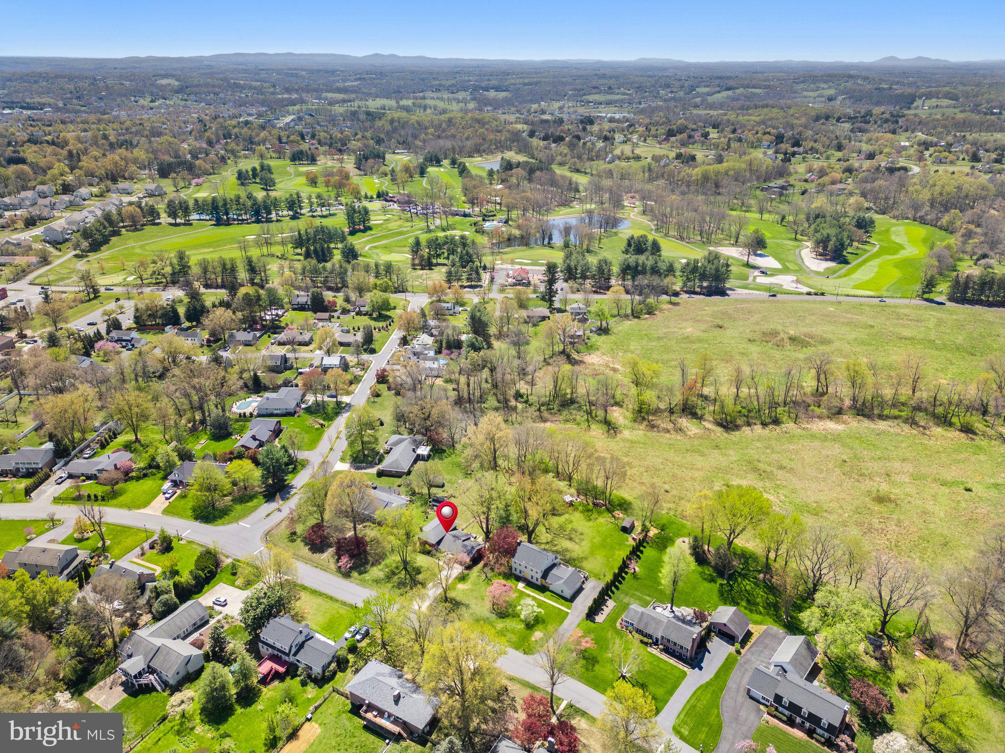 COUNTRY CLUB HILLS - Residential