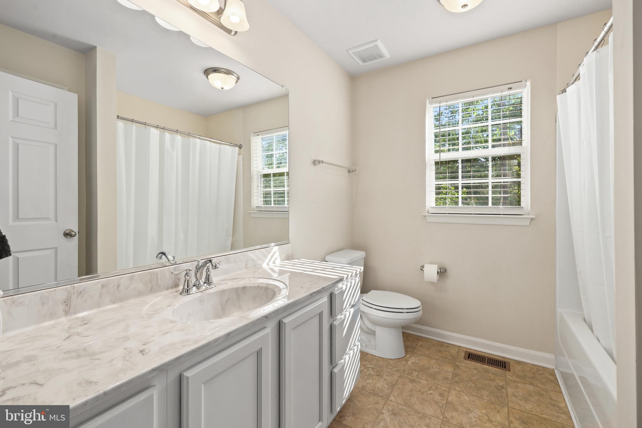 JACOBY JUNCTION - Residential
