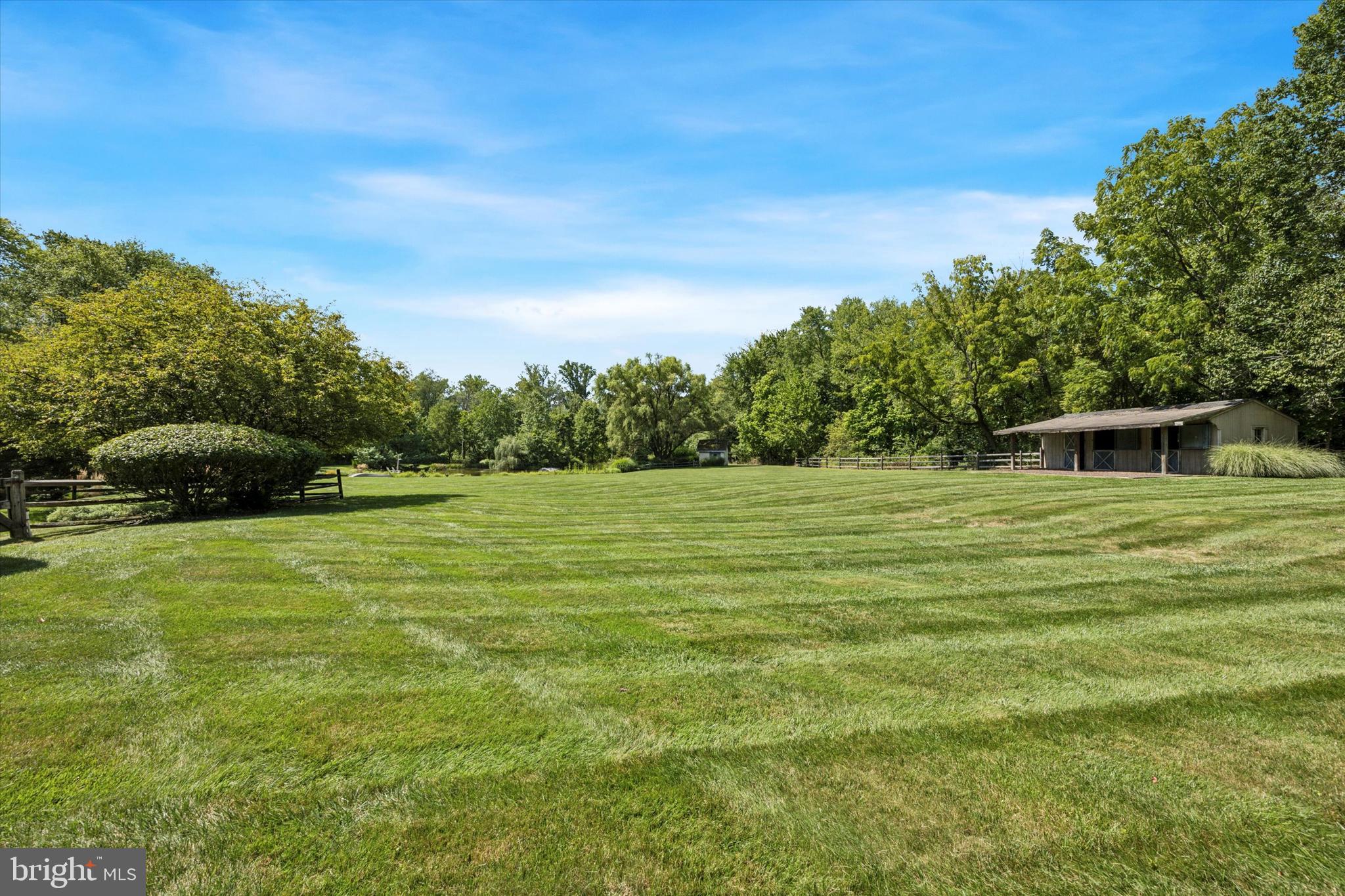 WALMERE MANOR - Residential