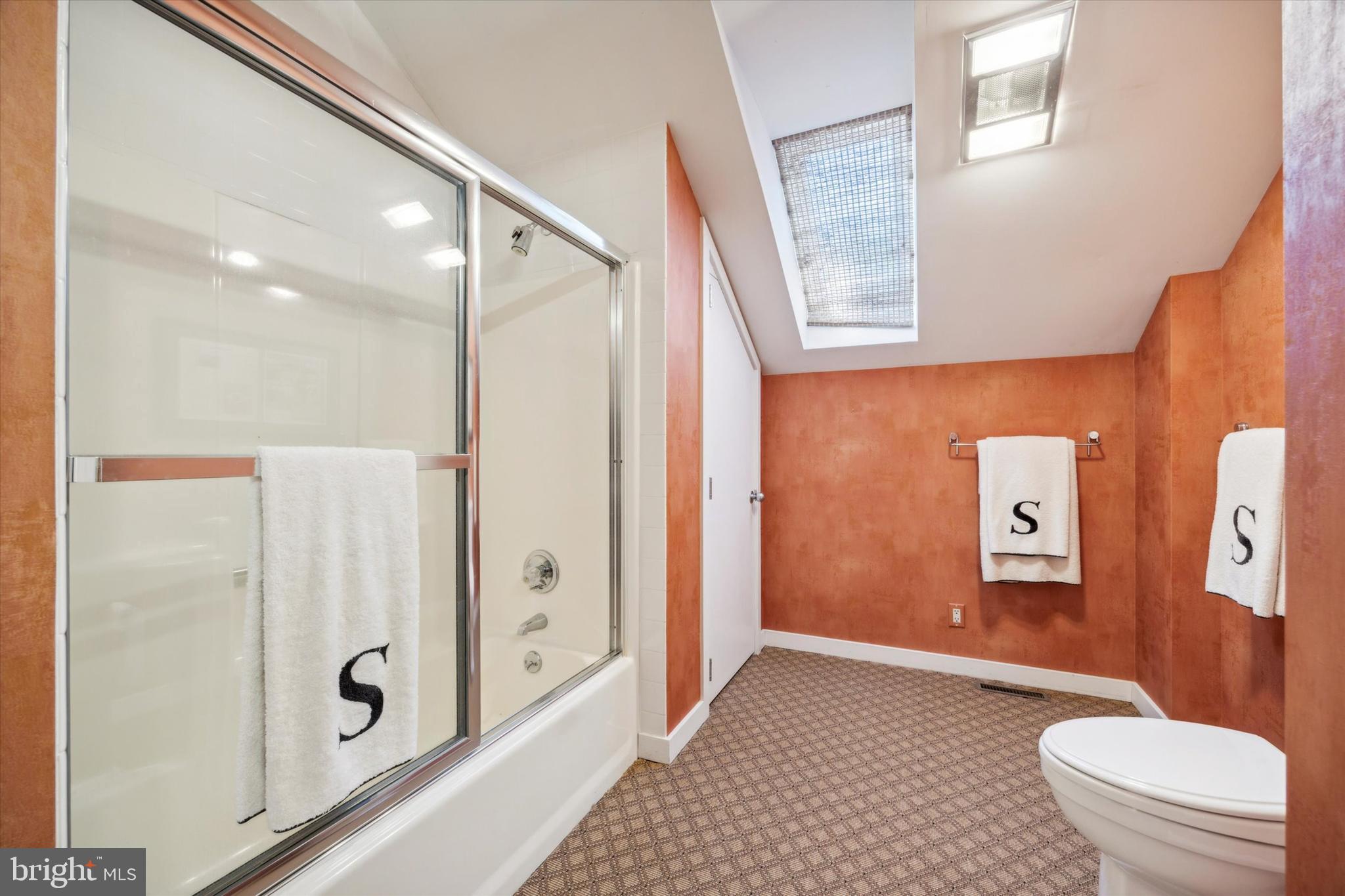 WALMERE MANOR - Residential