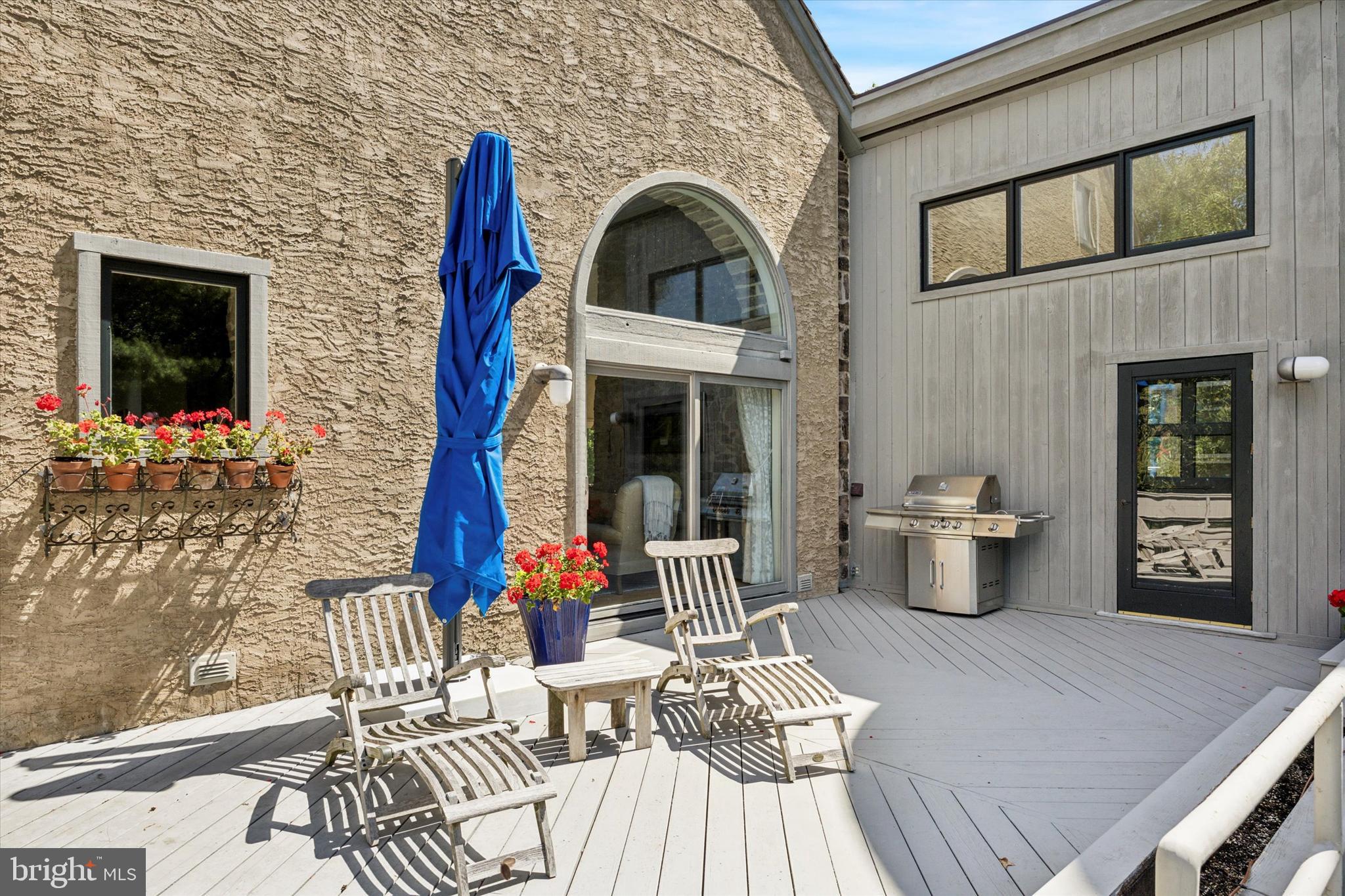 WALMERE MANOR - Residential