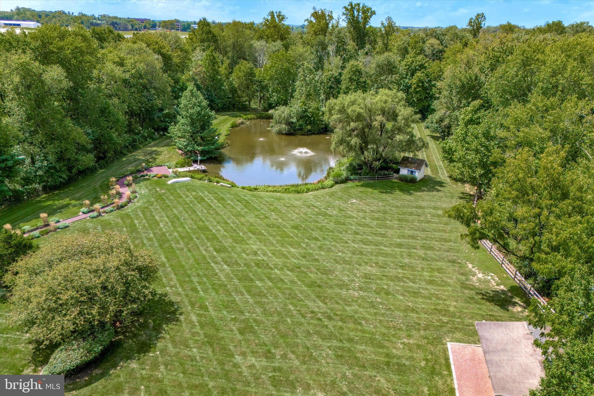 WALMERE MANOR - Residential