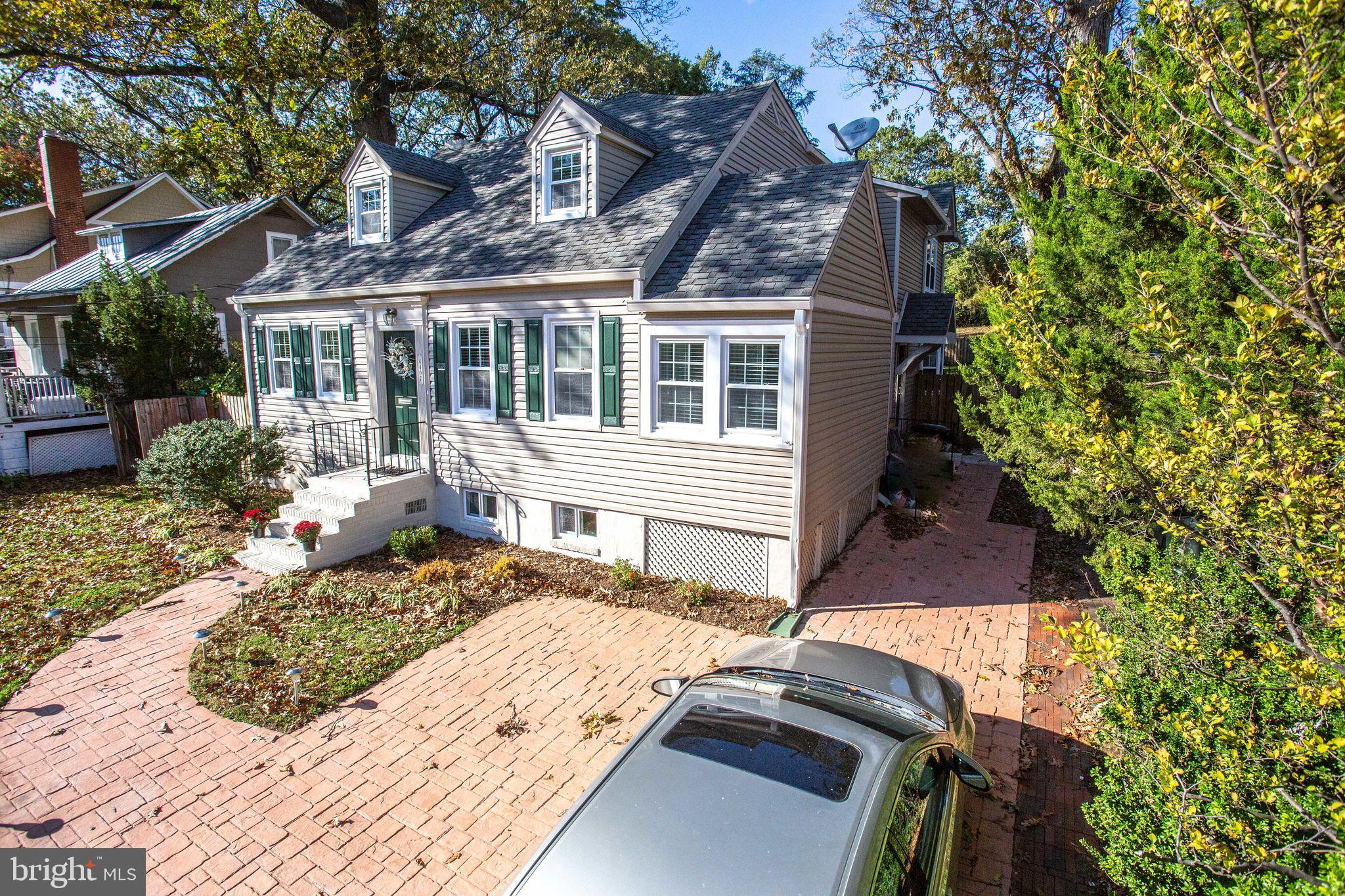 NORTH BARCROFT - Residential