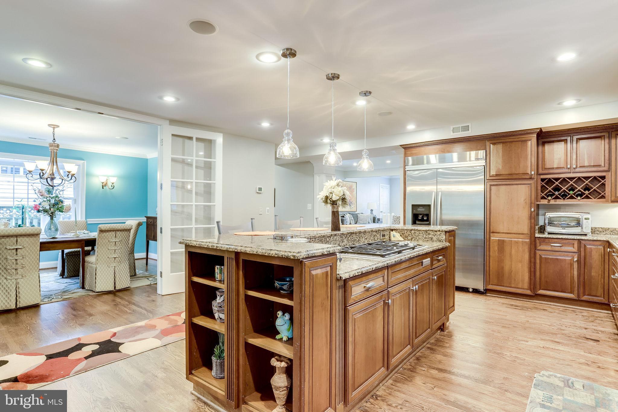 NORTH BARCROFT - Residential