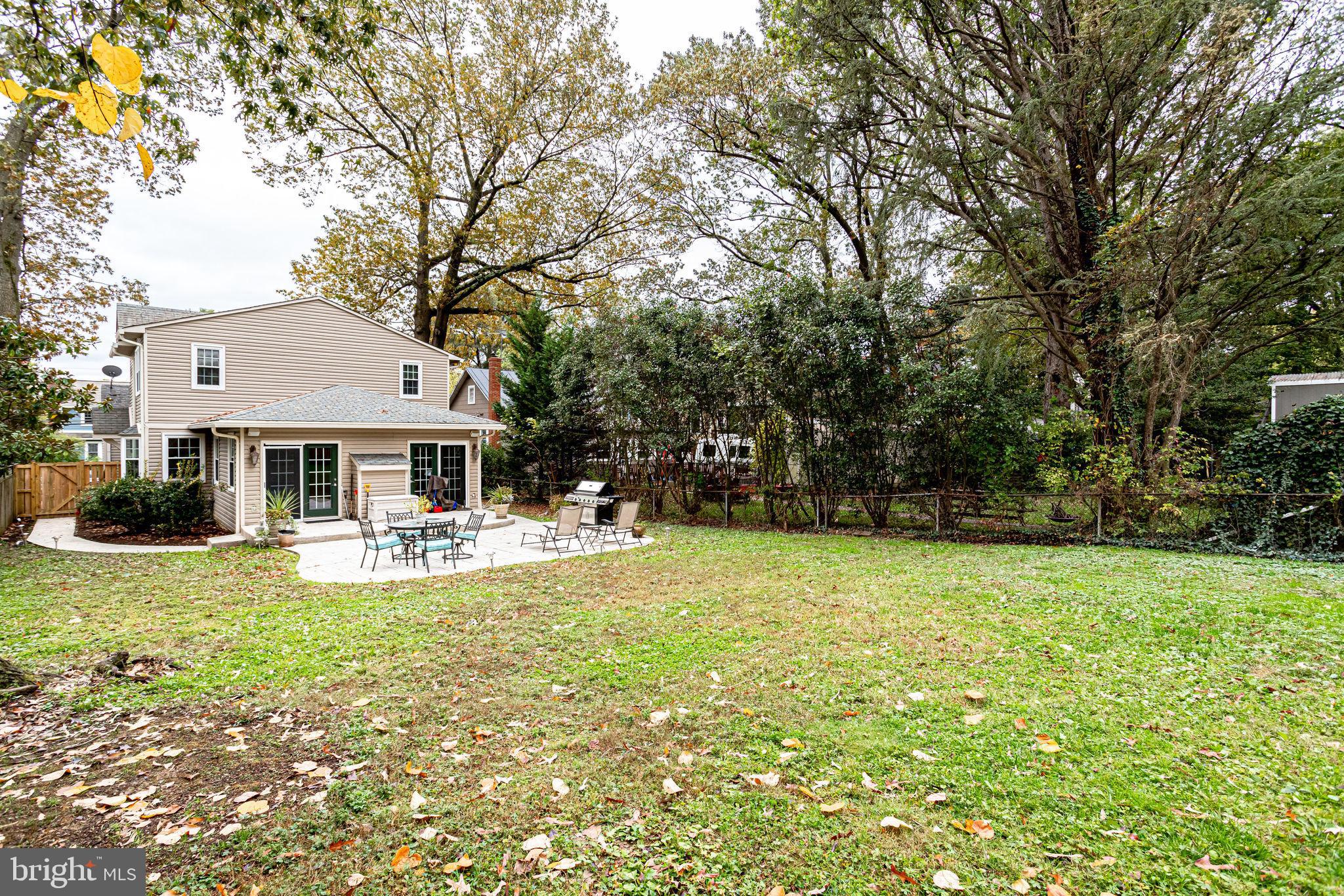 NORTH BARCROFT - Residential